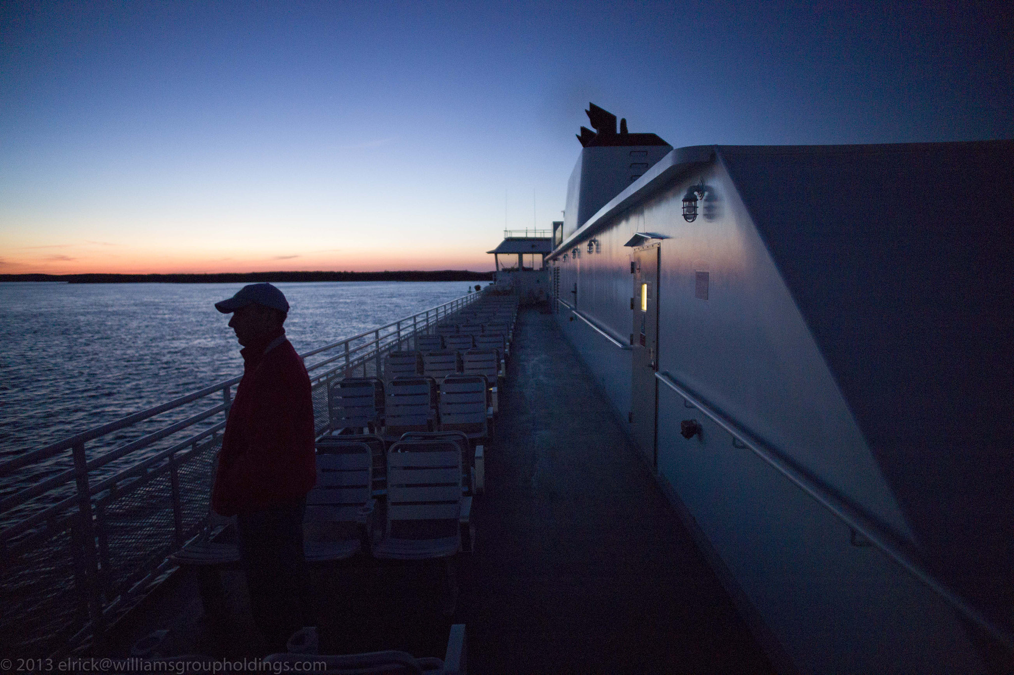 Leica Summilux-M 21mm F1.4 Asph sample photo. Ferry watch at dusk photography