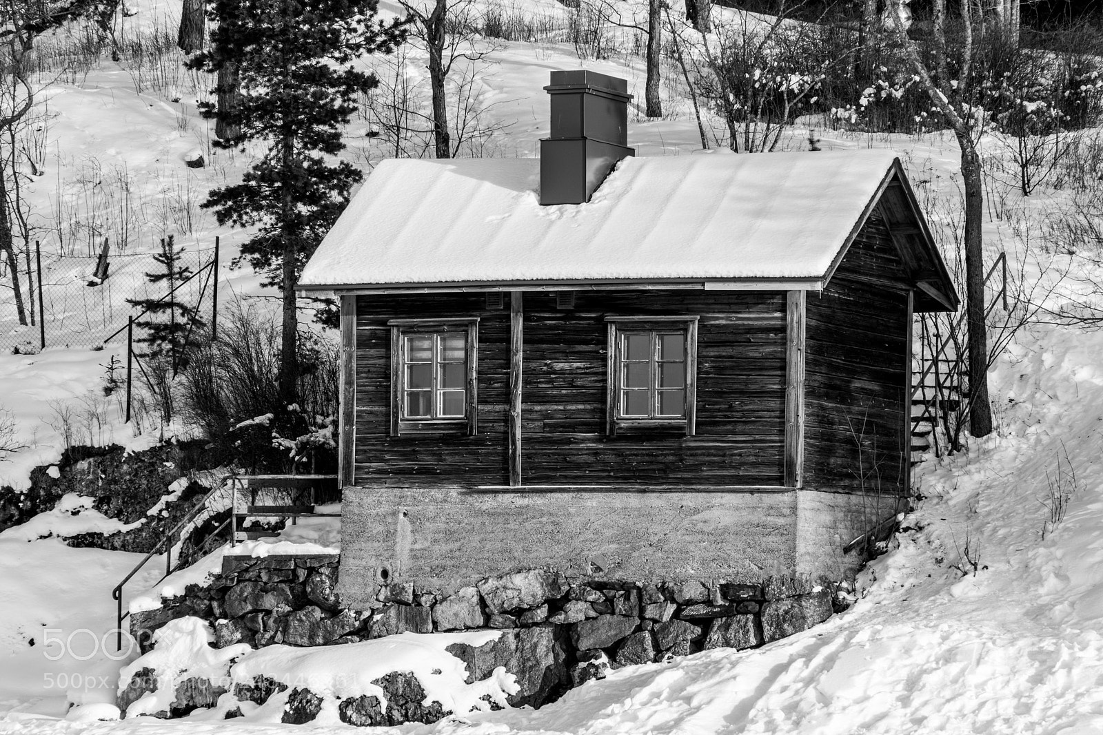 Sony a6500 sample photo. Small cabin photography