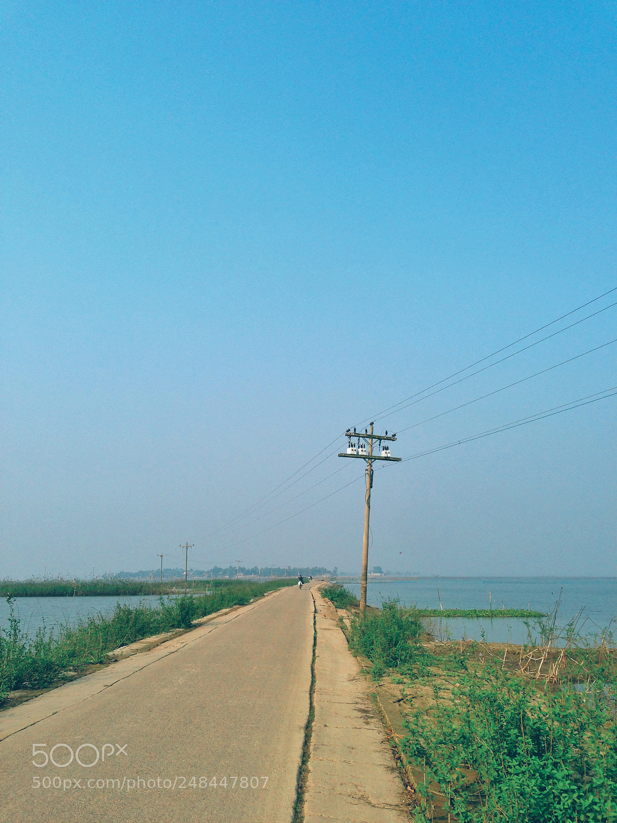 Apple iPhone 5 sample photo. 'long way' photography
