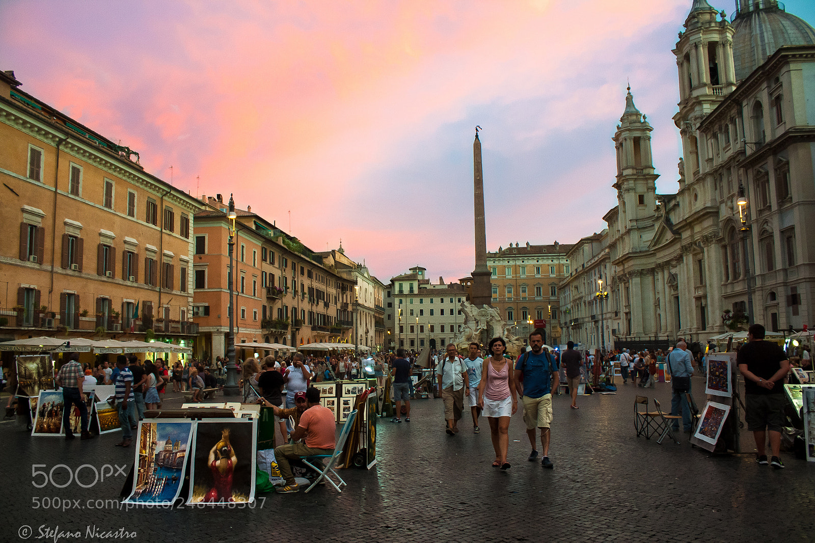 Canon EOS 450D (EOS Rebel XSi / EOS Kiss X2) sample photo. Walkers in piazza navona photography