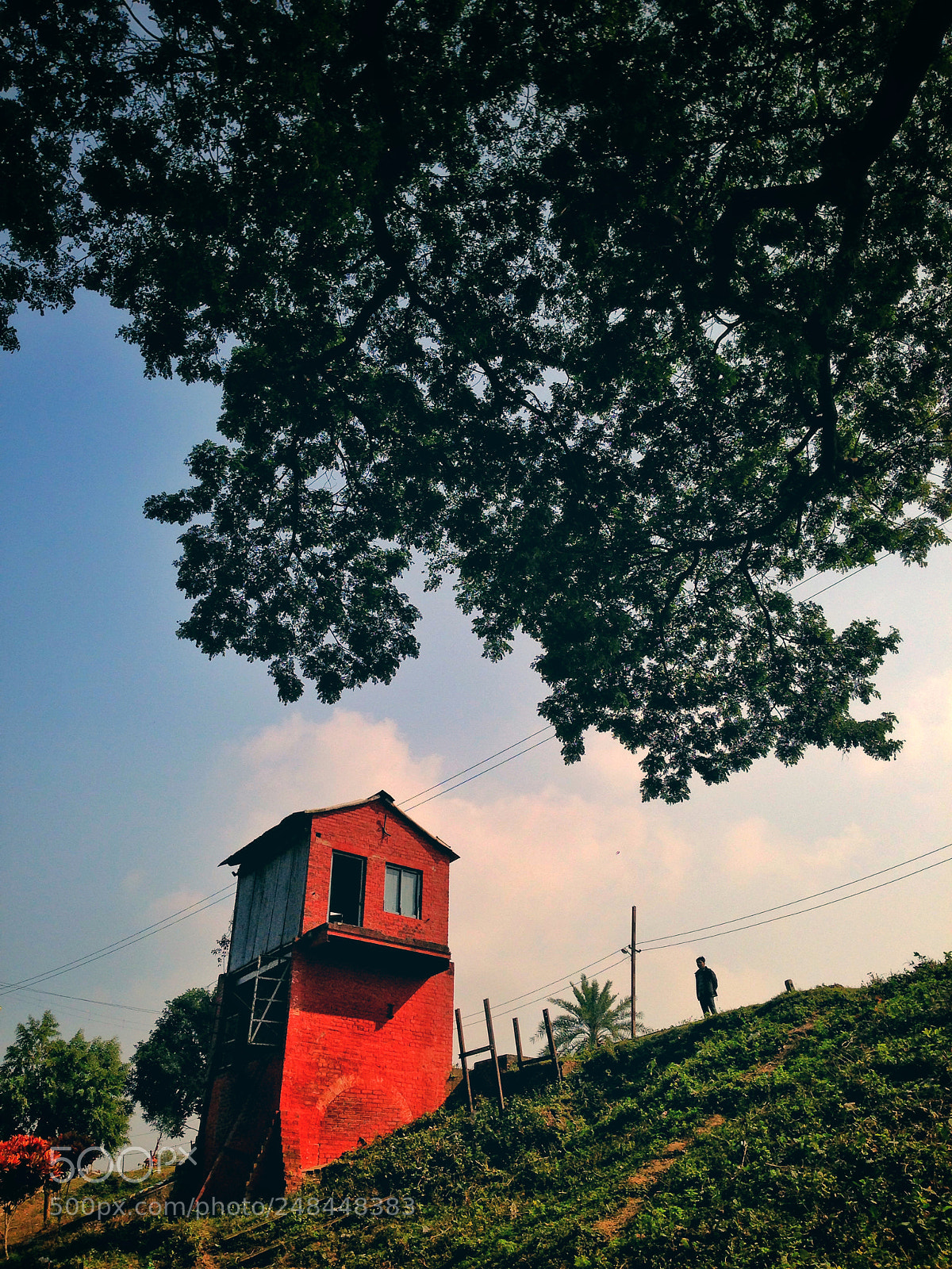 Apple iPhone 5 sample photo. 'the moment in red' photography