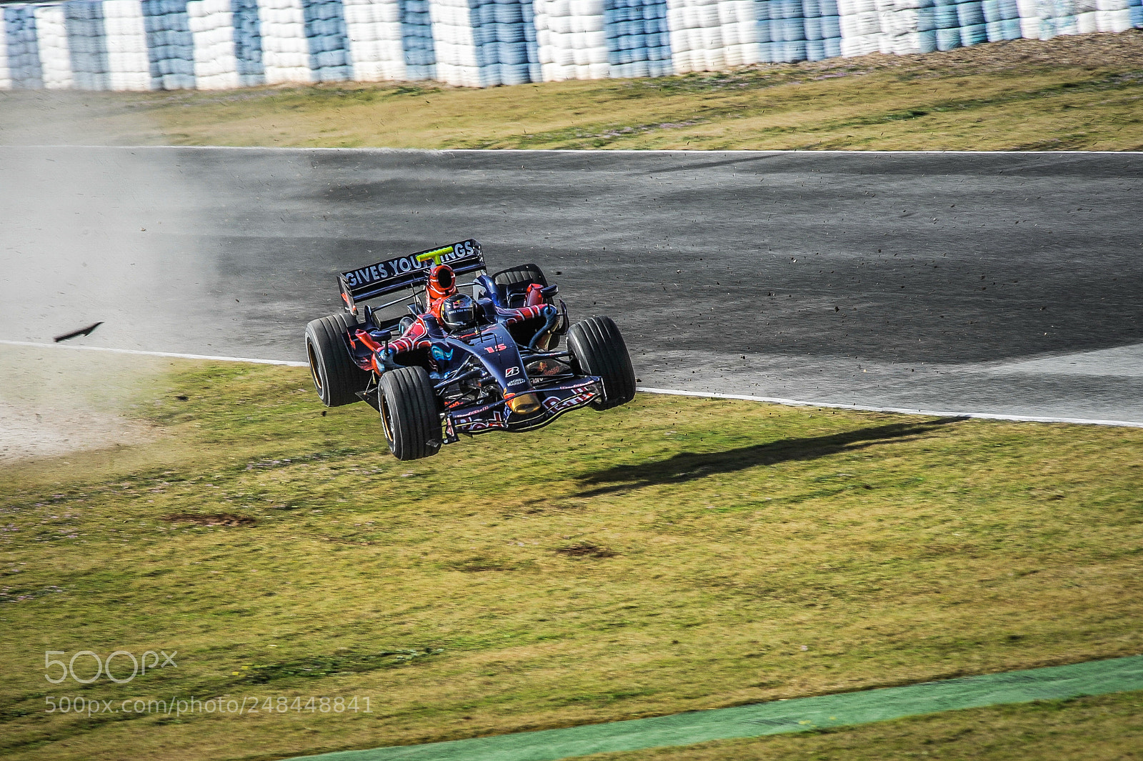 Nikon D3 sample photo. Tgromik jump photography