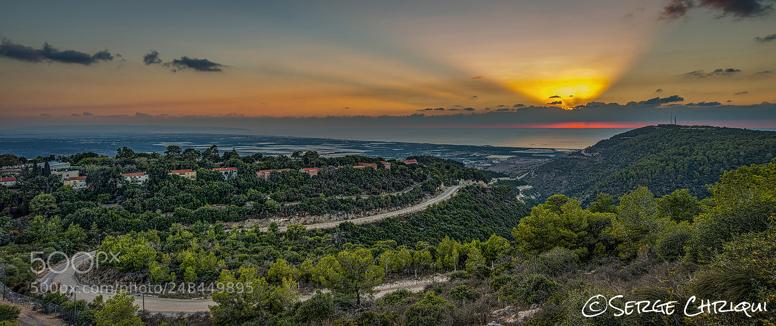 Nikon D800E sample photo. From the border (pano) photography