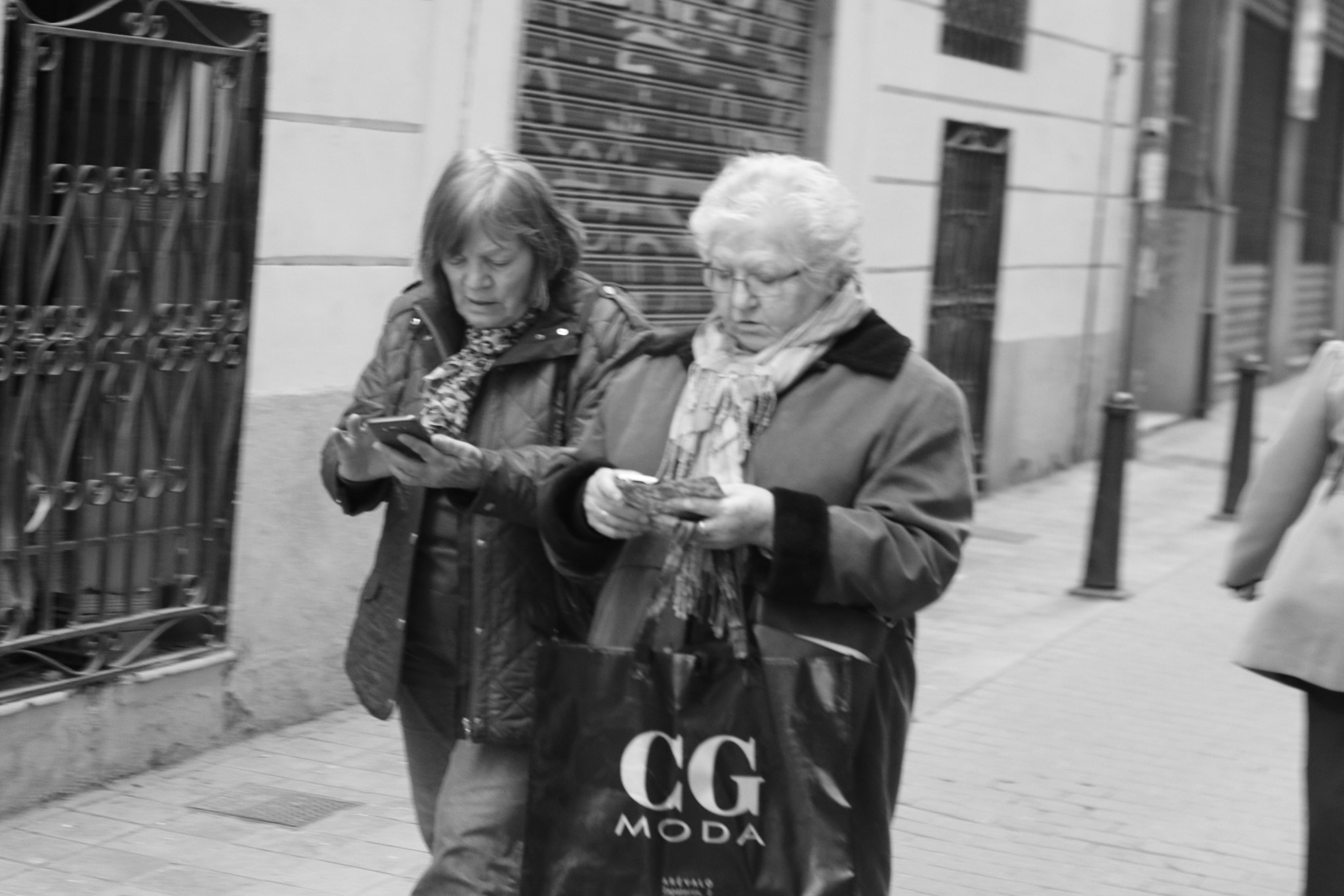 Canon 50mm sample photo. Street stories photography