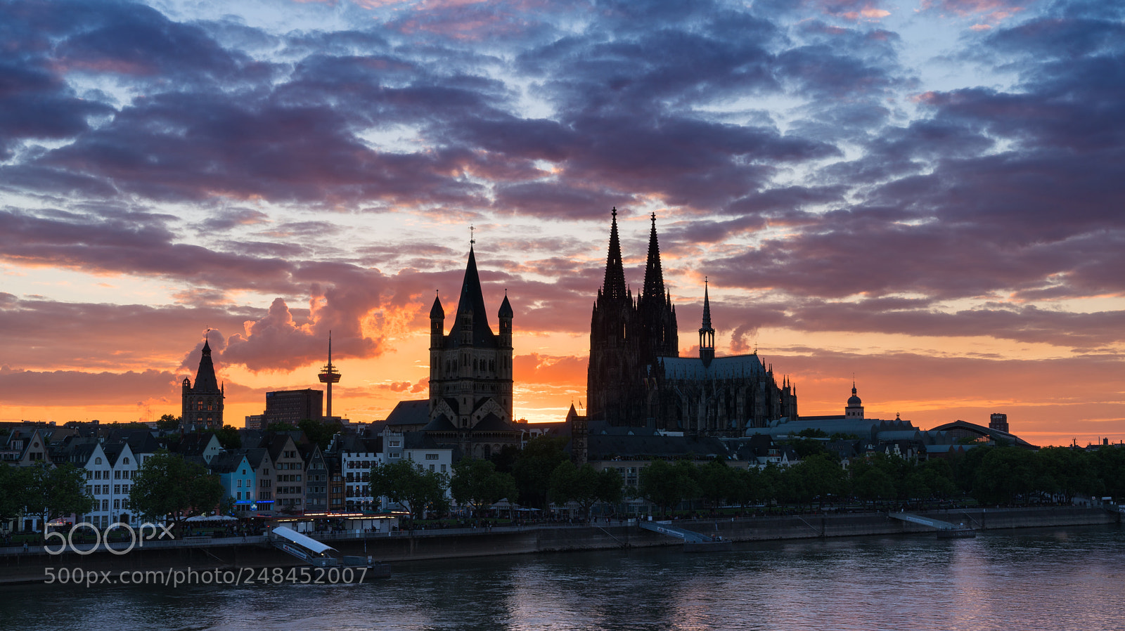 Sony a7R II sample photo. Cologne cathedral sunset photography