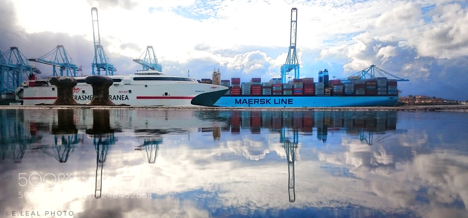 Sony Xperia Z2 sample photo. Boats.  reflection photography