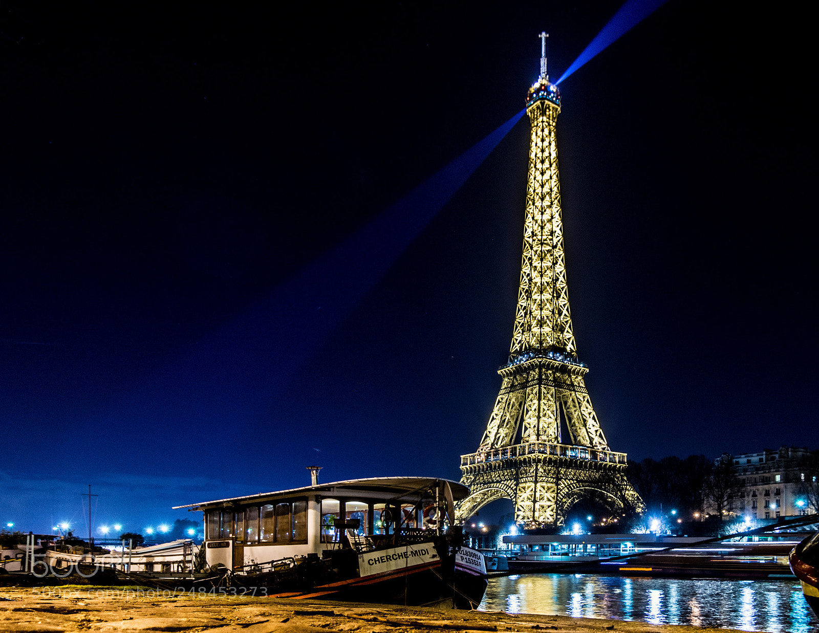 Sony SLT-A77 sample photo. Eiffel tower at night photography