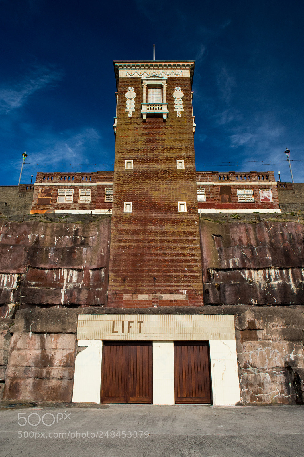 Nikon D7200 sample photo. Blackpool lido lift photography