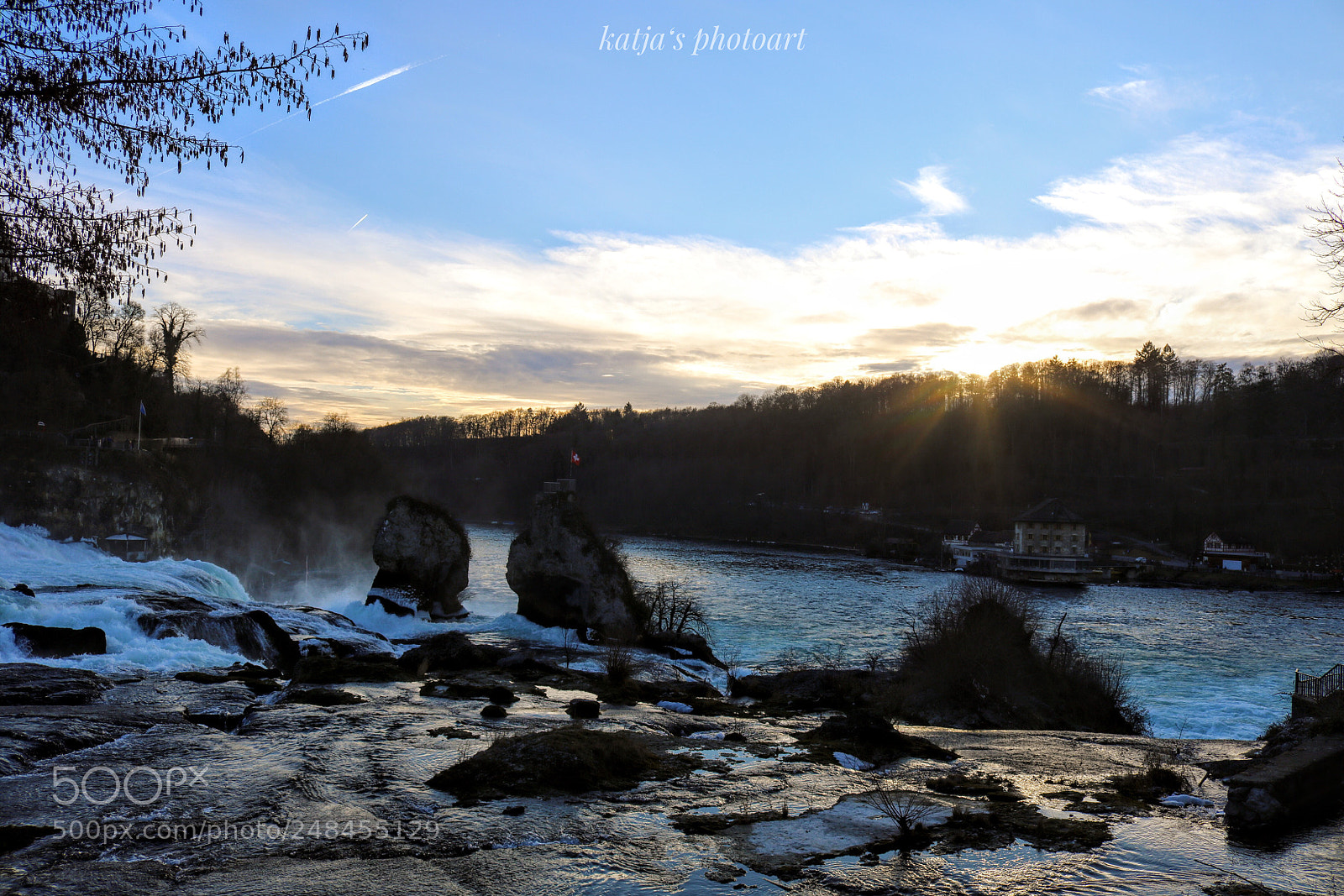 Canon EOS 750D (EOS Rebel T6i / EOS Kiss X8i) sample photo. Rheinfall mit sonnenuntergang photography