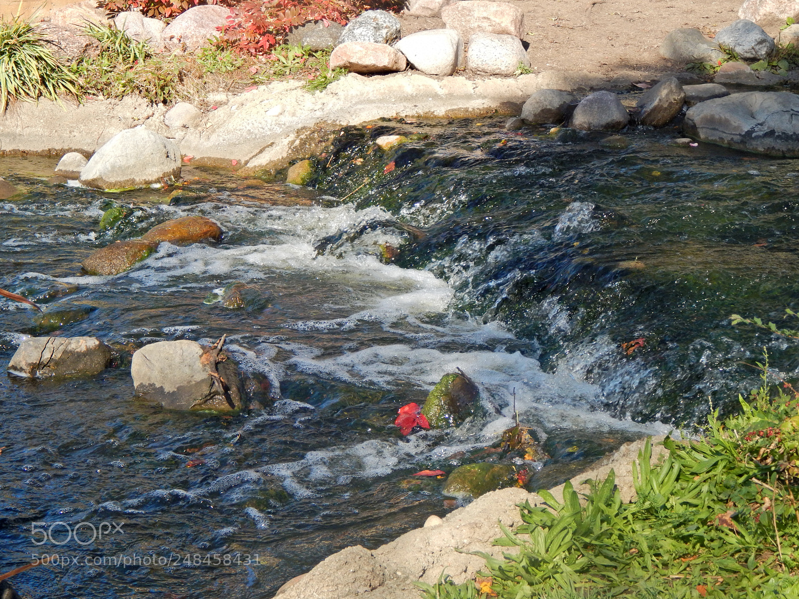 Nikon Coolpix L820 sample photo. Bubbling water over rocks photography