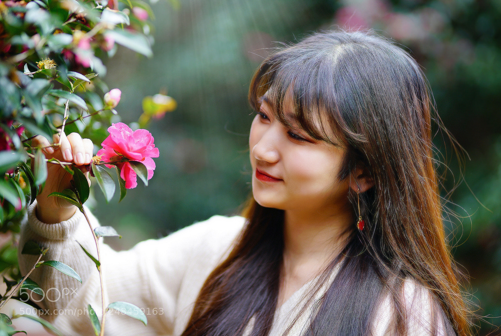 Sony a7R II sample photo. My daughter photography