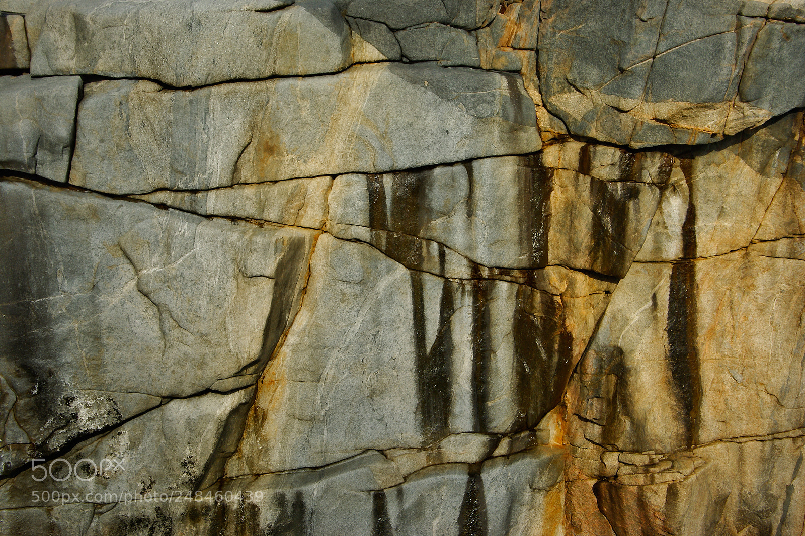 Pentax K200D sample photo. Fractured photography