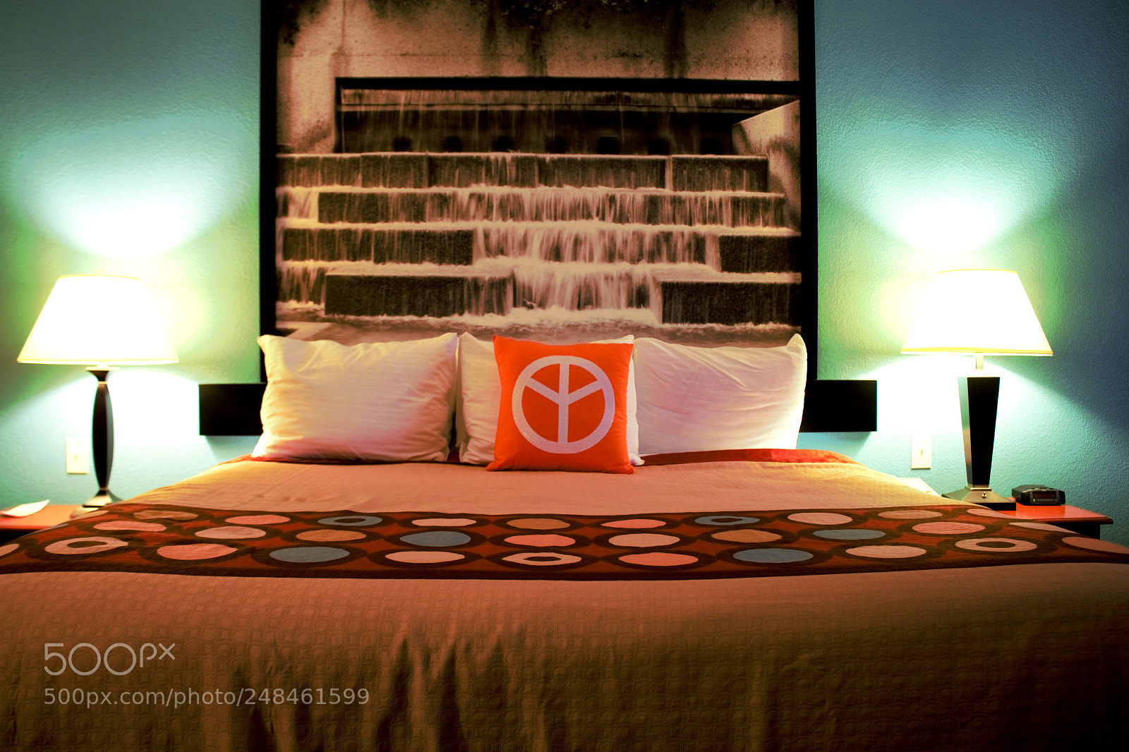 Canon EOS 700D (EOS Rebel T5i / EOS Kiss X7i) sample photo. Hotel room photography