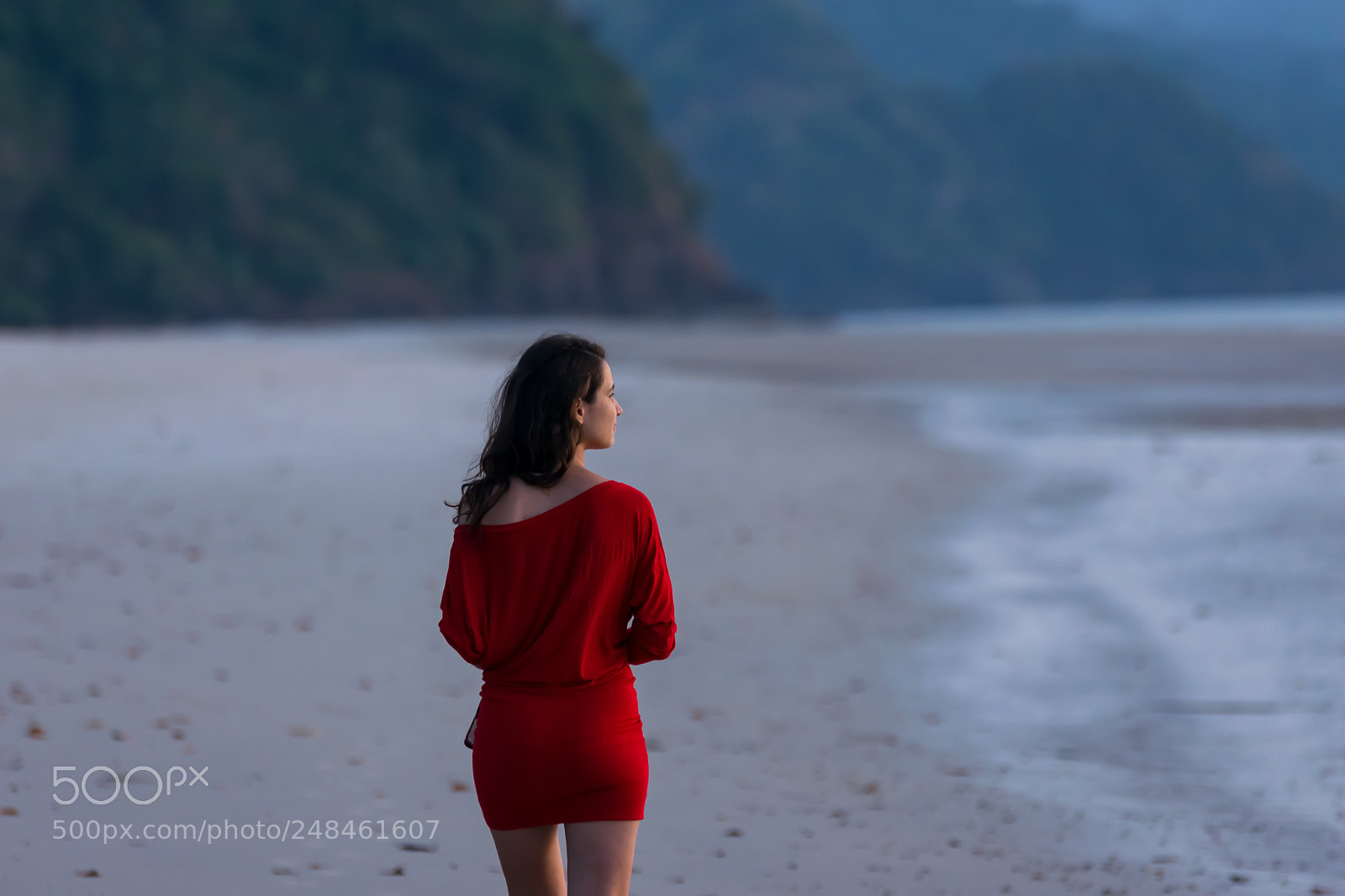 Nikon D5300 sample photo. Diana on the beach photography