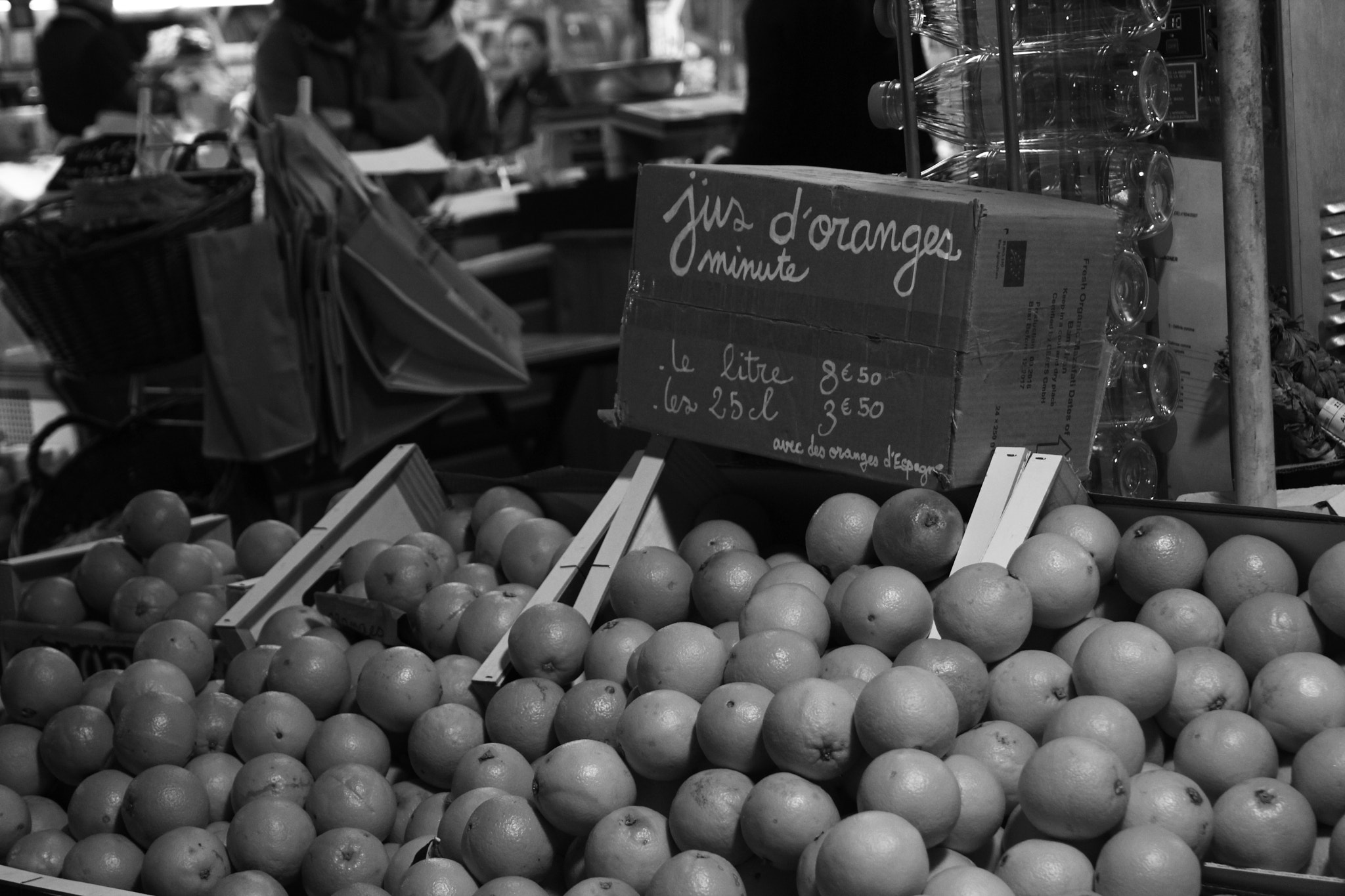 Canon EF 28-135mm F3.5-5.6 IS USM sample photo. Naranjas photography