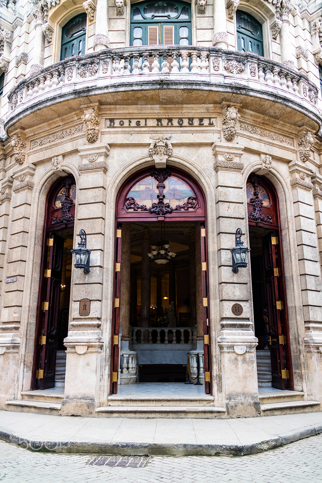 Canon EOS M3 sample photo. Old building photography