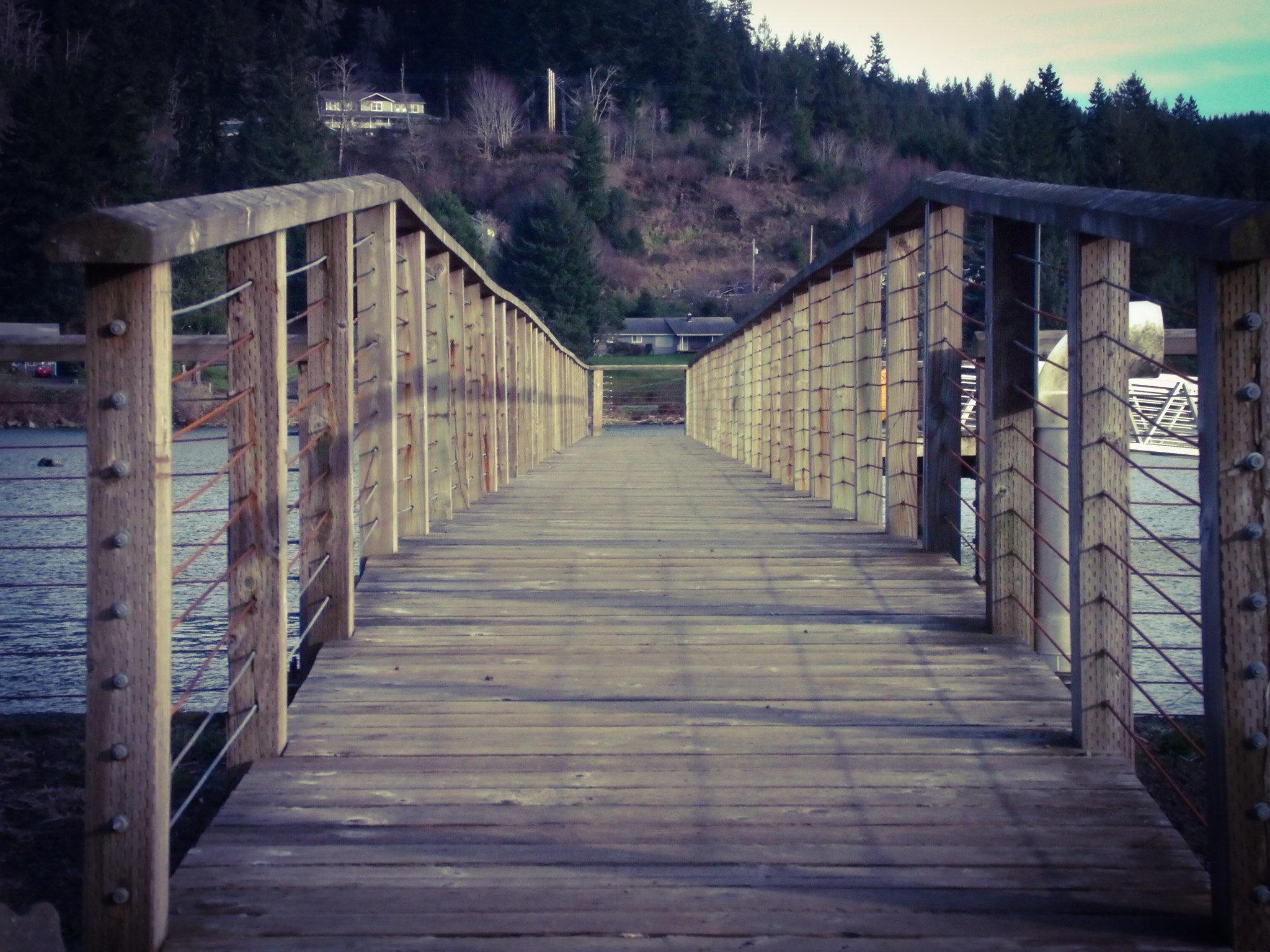 GENERAL IMAGING CO. X400 sample photo. The dock photography