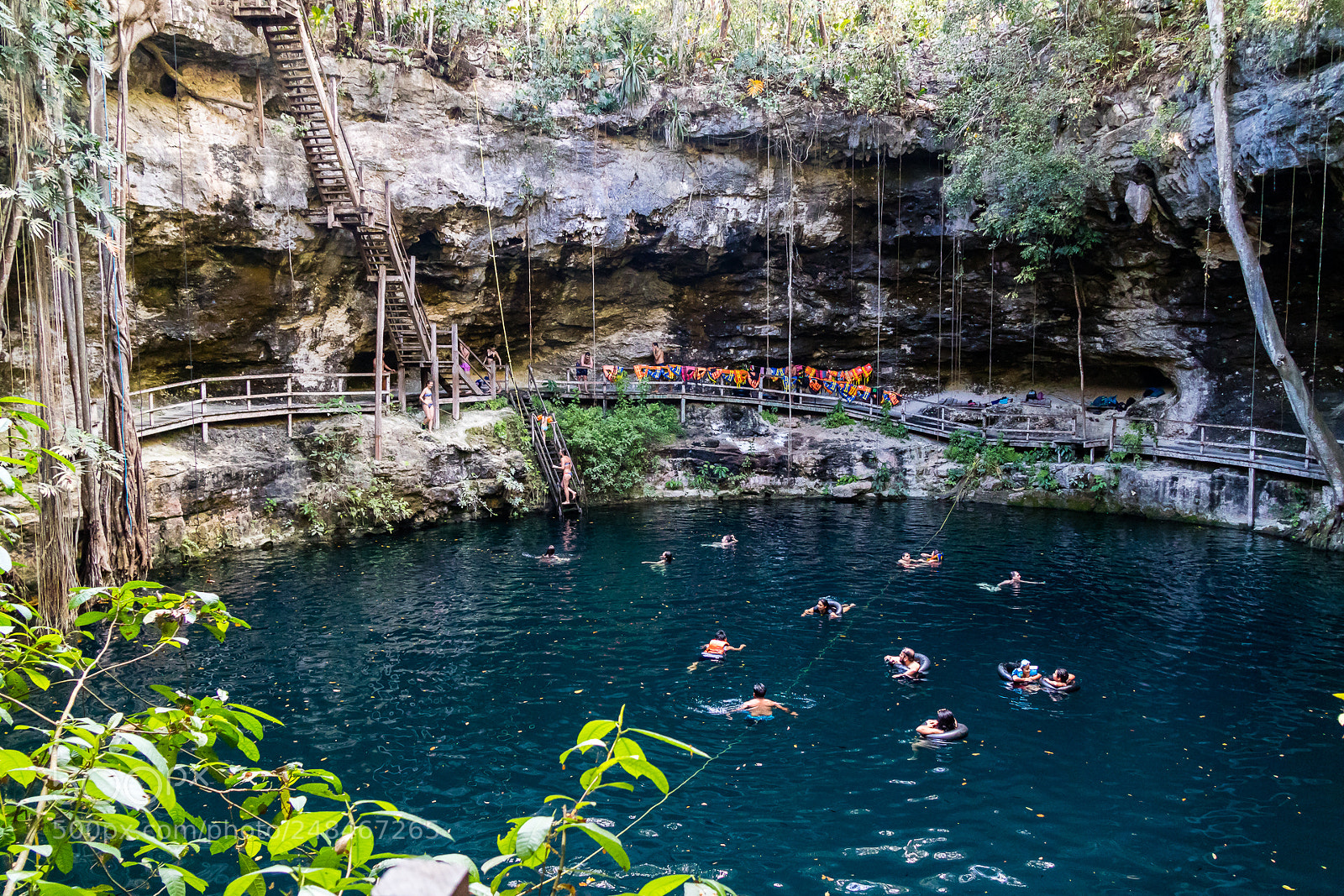 Canon EOS M3 sample photo. Cenote photography