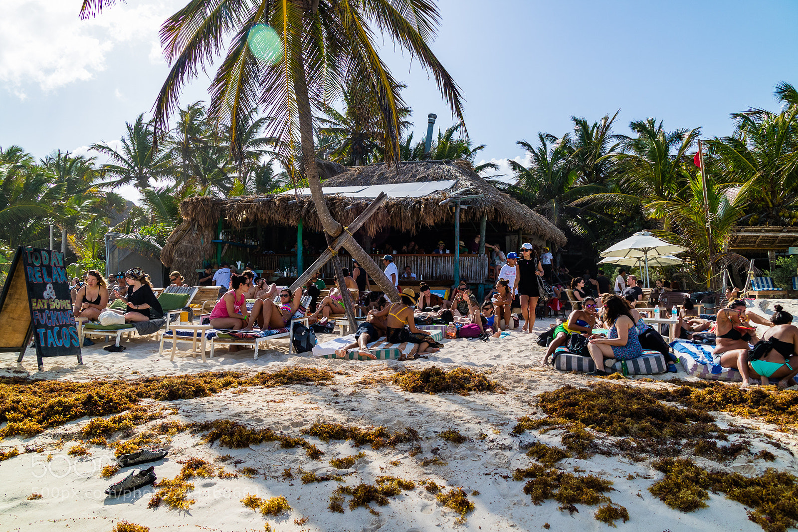 Canon EOS M3 sample photo. Beach and bar photography