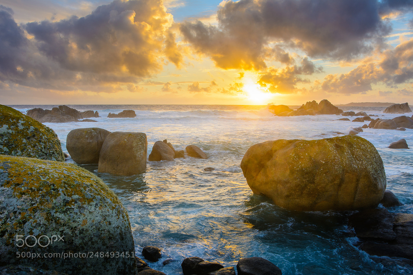 Nikon D7100 sample photo. Through the rocks photography