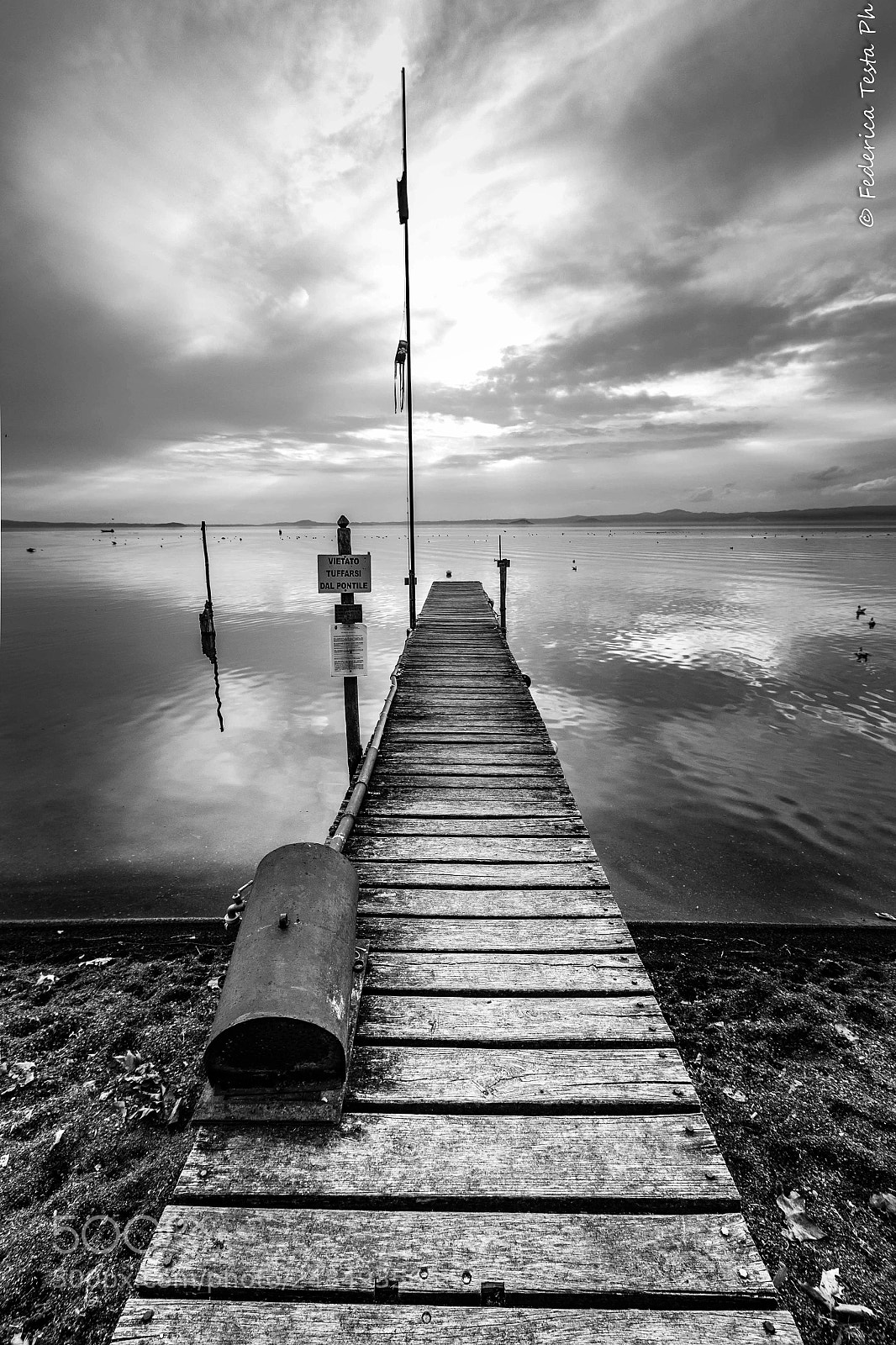 Canon EOS 700D (EOS Rebel T5i / EOS Kiss X7i) sample photo. Jetty on lake photography