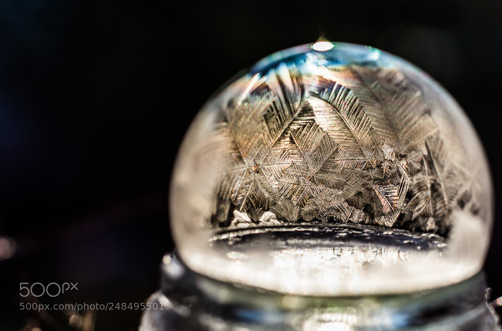 Nikon D5200 sample photo. Gefrorene seifenblase in der photography