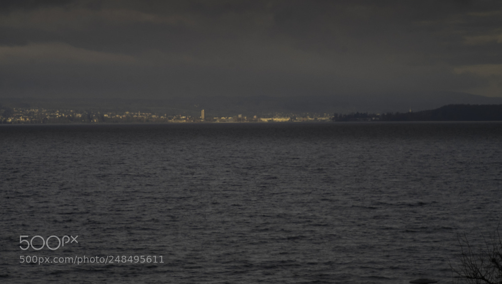 Fujifilm X-T1 sample photo. Shimmering across the lake photography