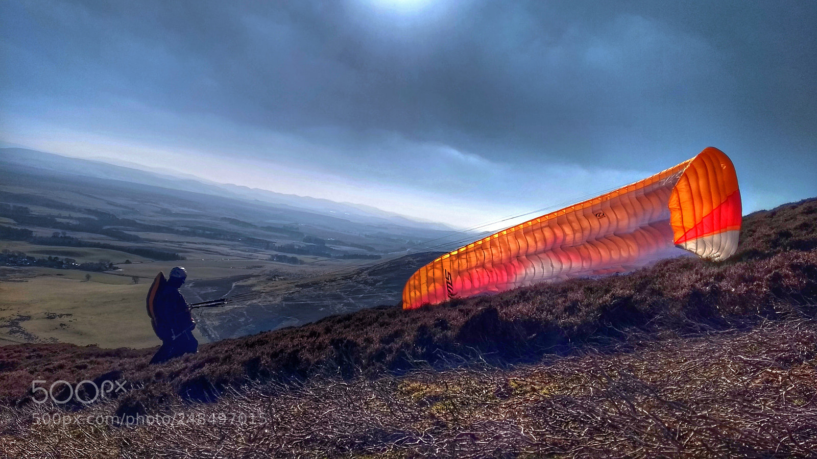 Motorola Moto G (5th Gen) sample photo. Paraglider pilot contemplating take photography