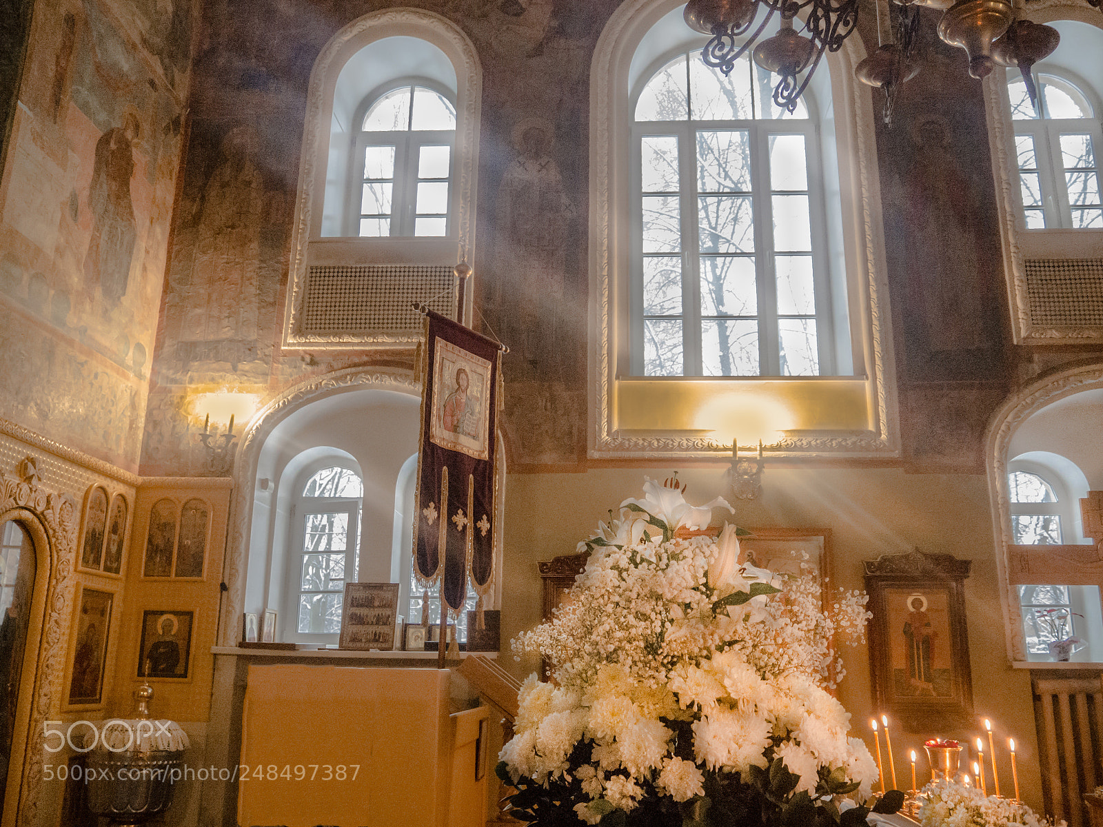 Olympus OM-D E-M10 II sample photo. Light in the church photography