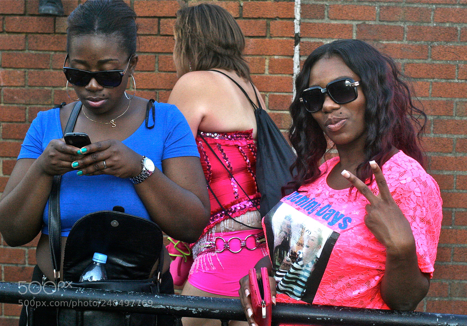 Canon EOS 30D sample photo. Shady ladies photography