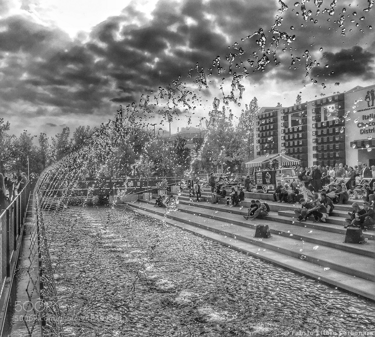 Apple iPhone 6 sample photo. Mmimilmilamilanmilano - expo photography