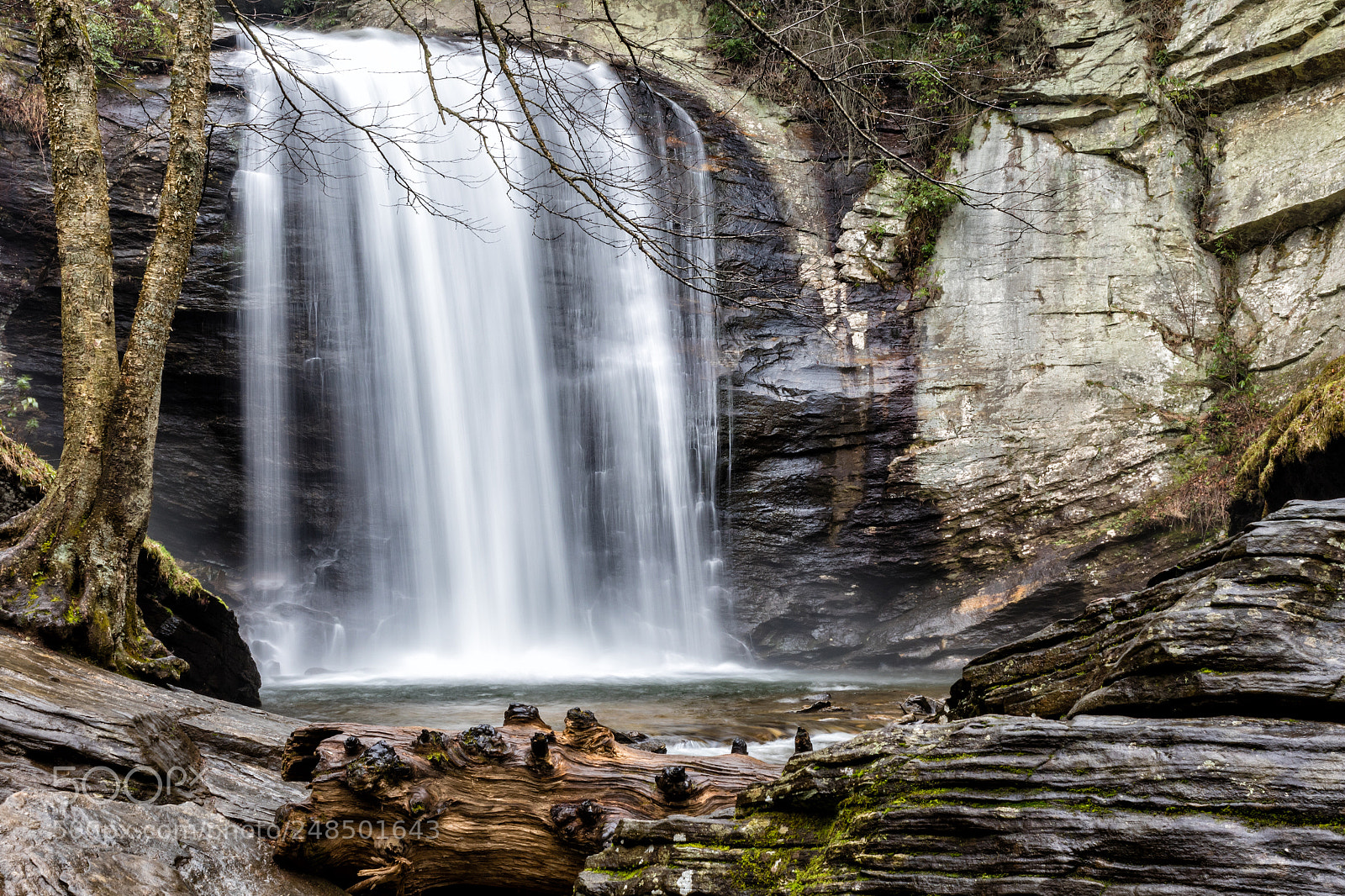 Canon EOS 7D Mark II sample photo. Looking glass falls photography