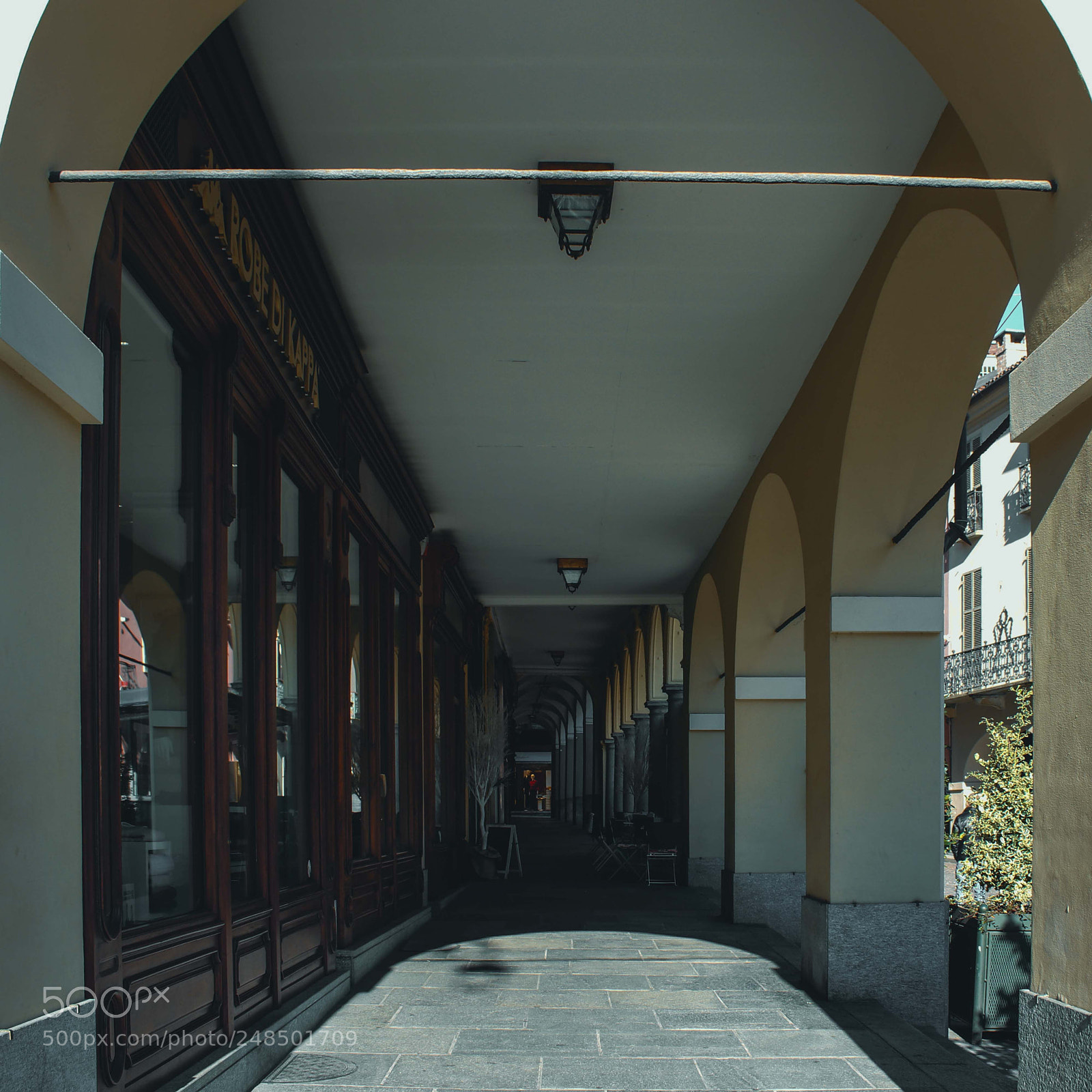 Canon EOS 80D sample photo. Architecture street photography