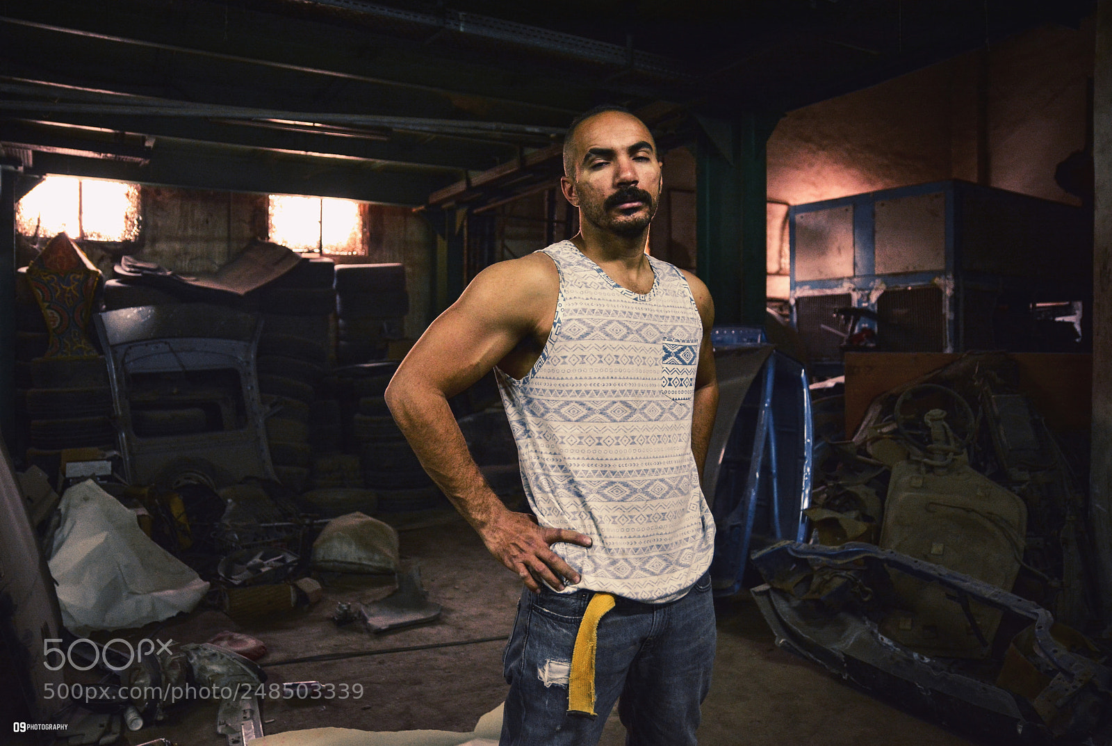 Nikon D7100 sample photo. Tha garage photography