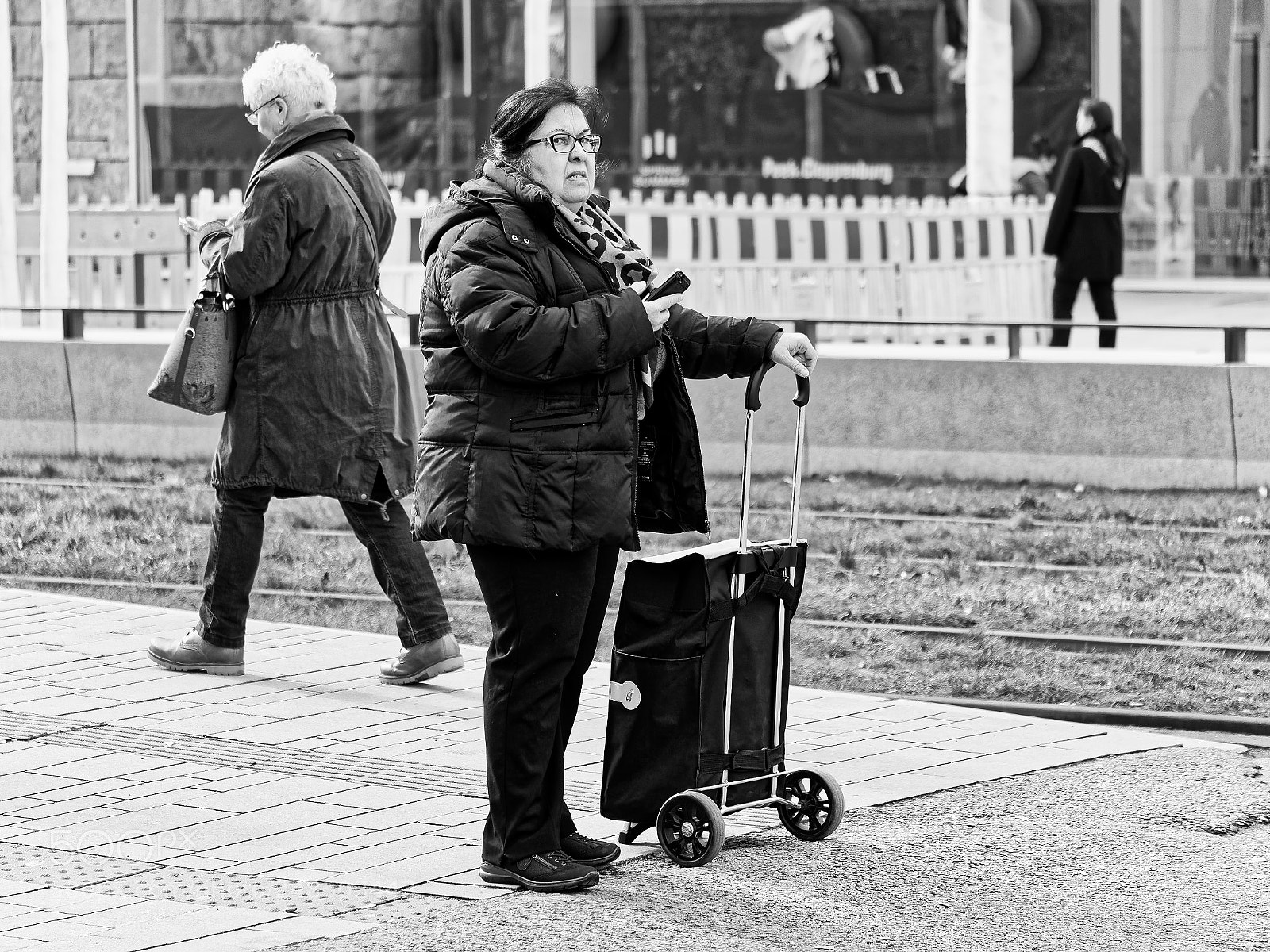 Panasonic Lumix DMC-GX8 sample photo. A sceptic woman photography