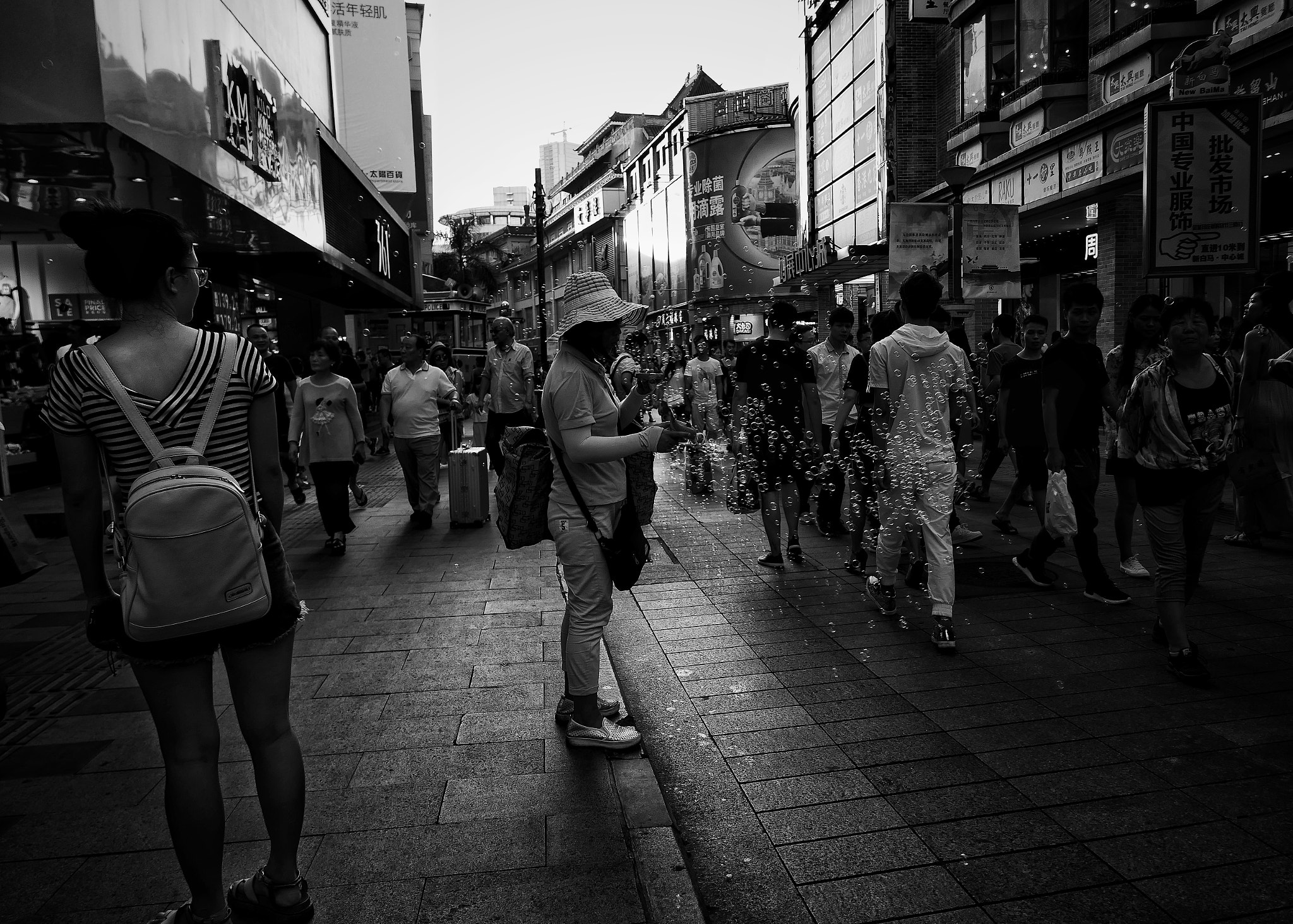 Panasonic Lumix DMC-LX10 (Lumix DMC-LX15) sample photo. Street photography
