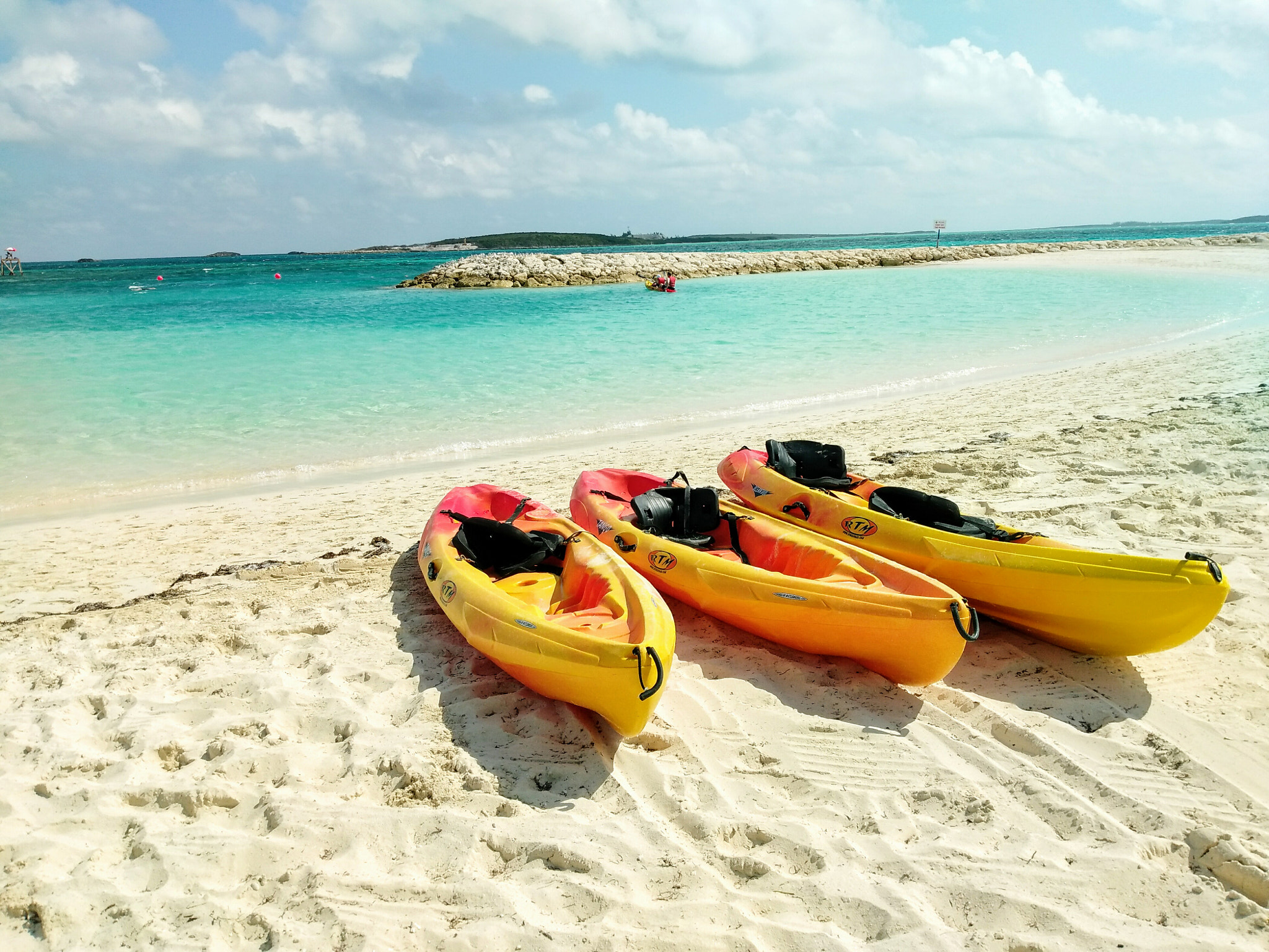 ZTE B2017G sample photo. Cococay beach photography