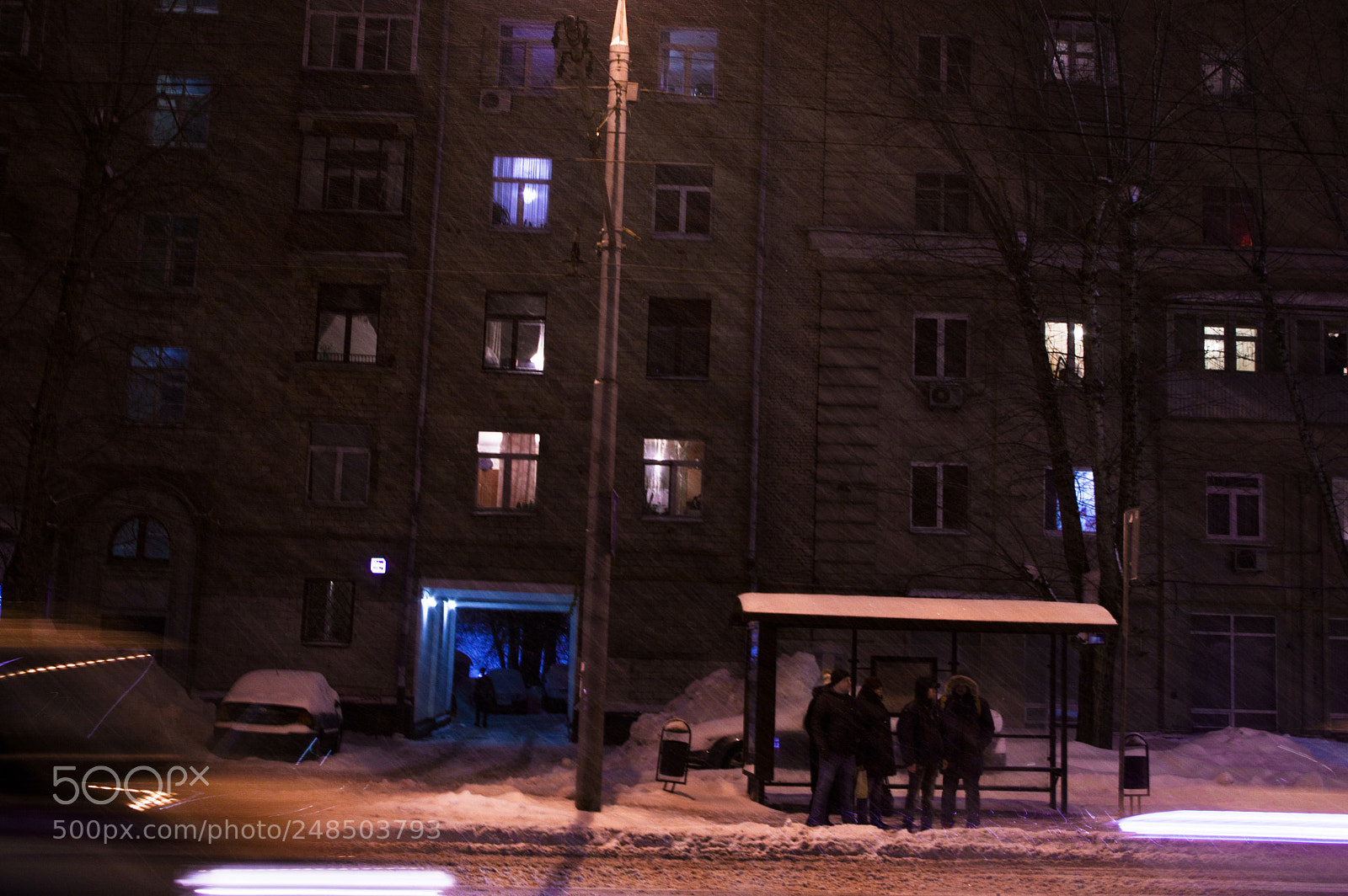Pentax K-3 II sample photo. Свет в окне и путь домой photography