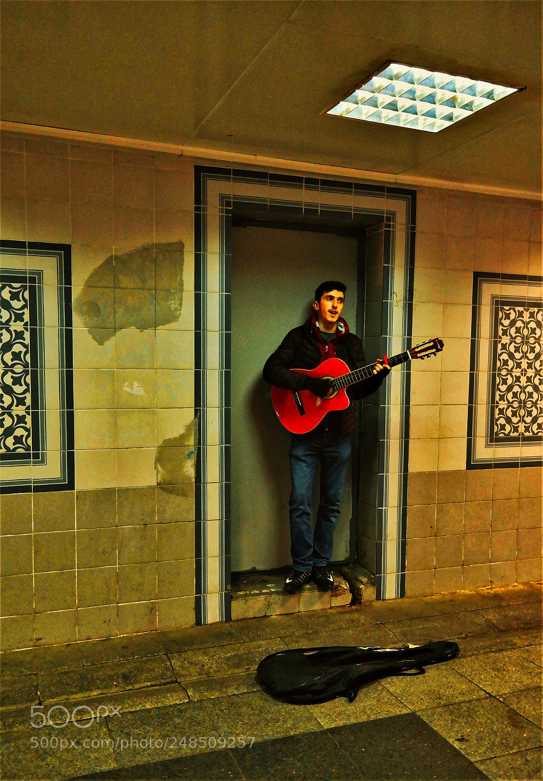 Samsung NX300 sample photo. Street performer photography