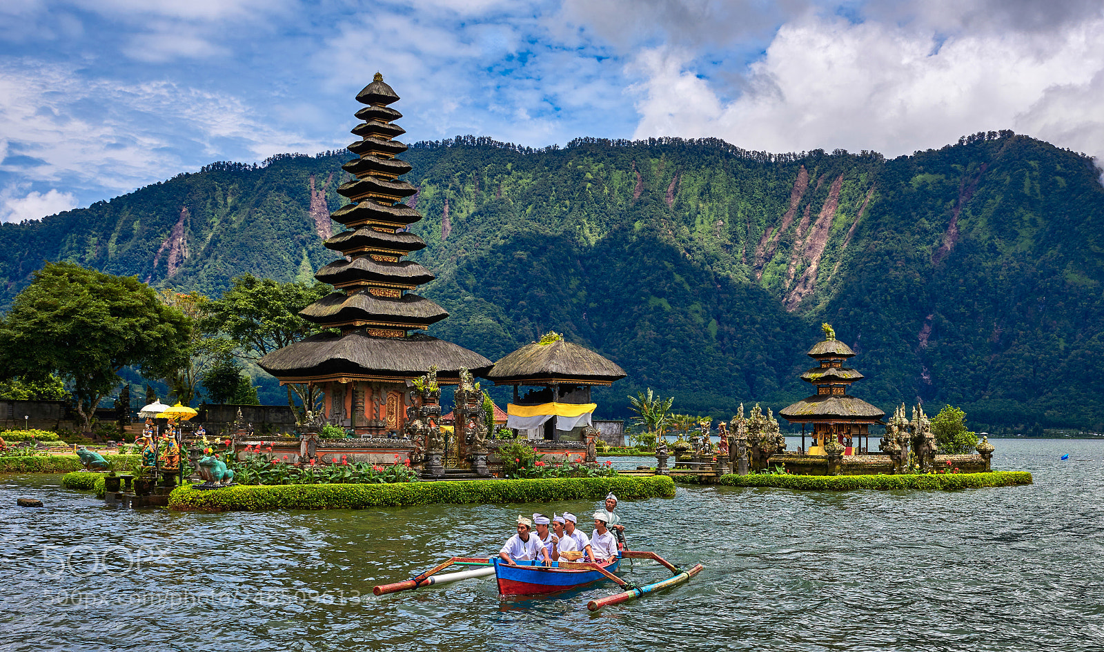 Nikon D810 sample photo. Ulun danu temple bali photography