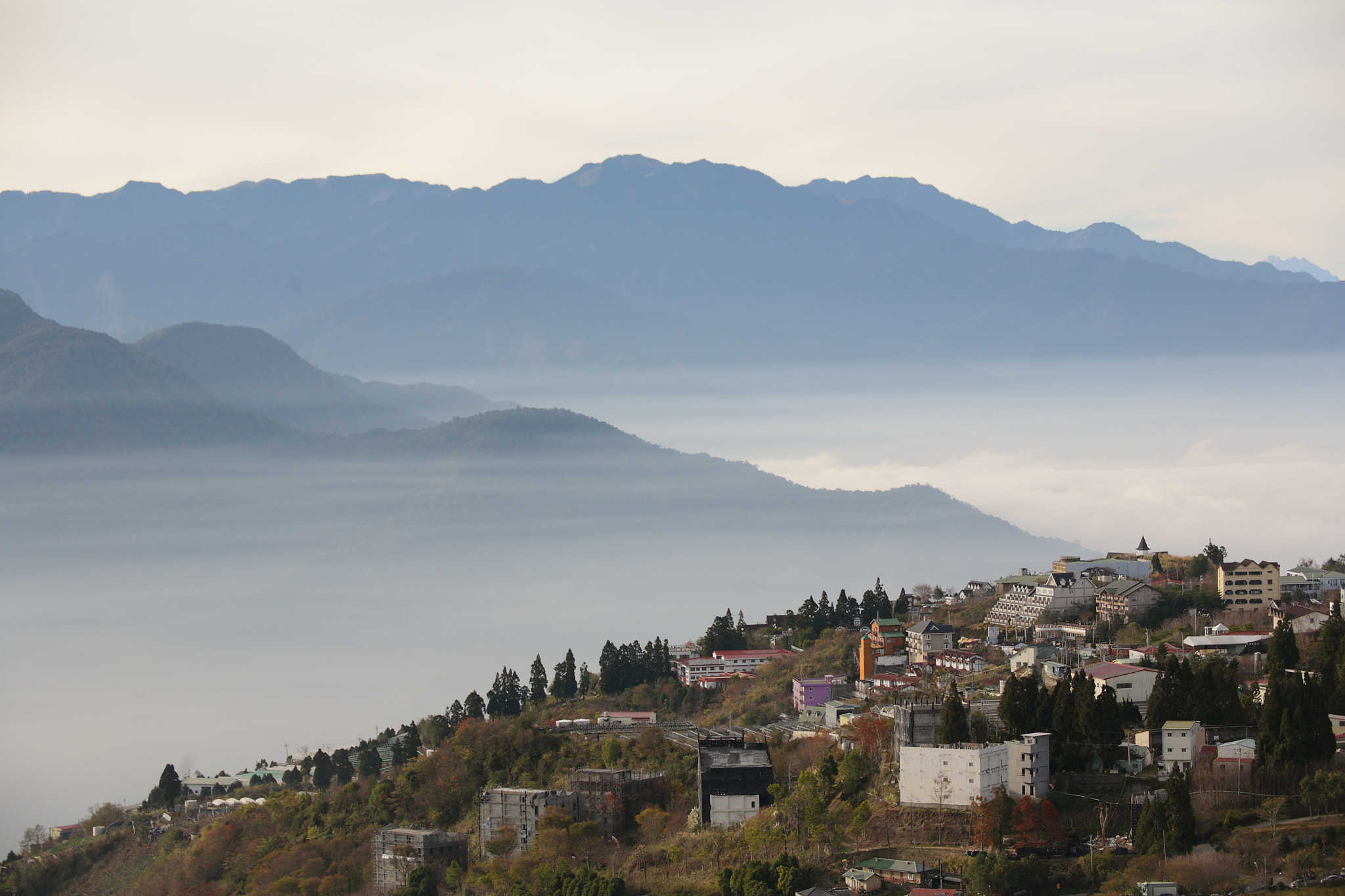 Canon EOS 5D + Canon EF 80-200mm f/2.8L sample photo. 上清境雲海 sea of clouds photography