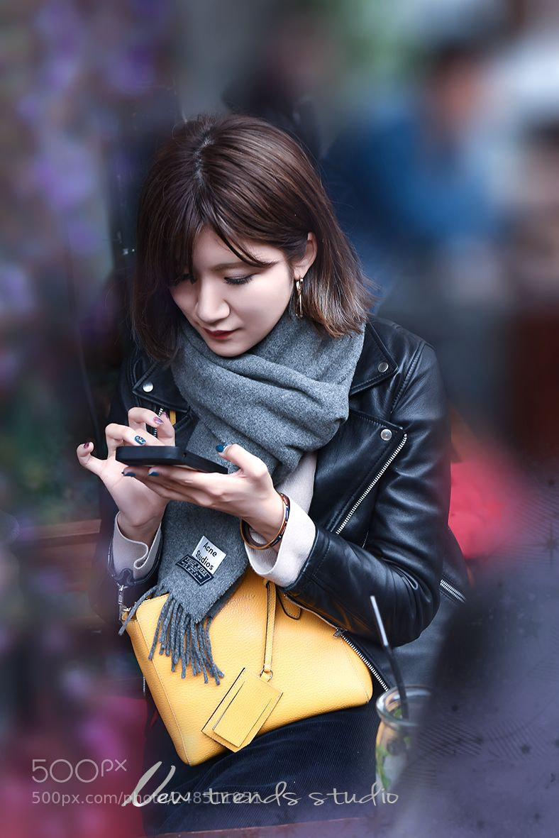 Nikon D810 sample photo. A girl with a photography