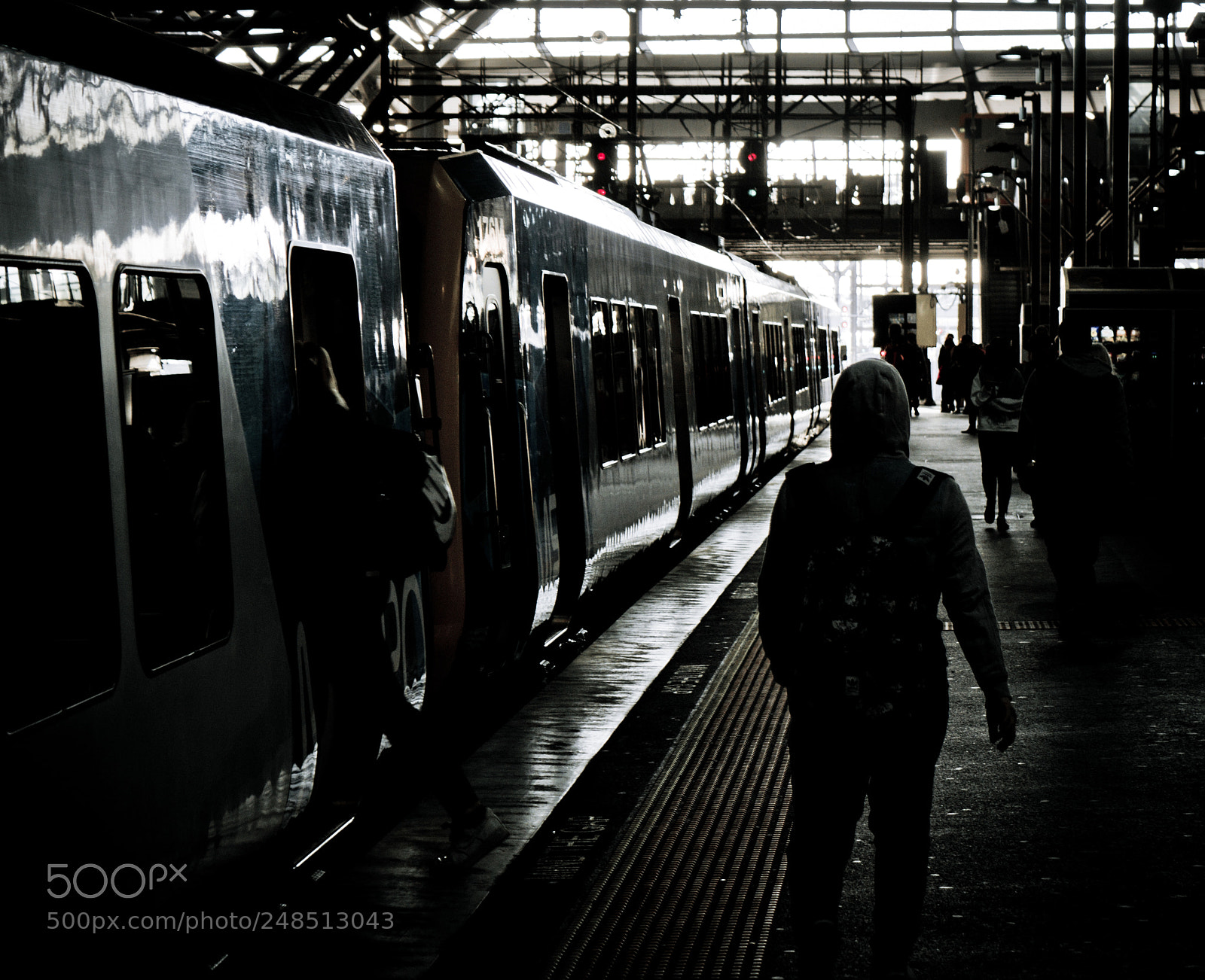 Panasonic Lumix DMC-G7 sample photo. Trains for the people photography