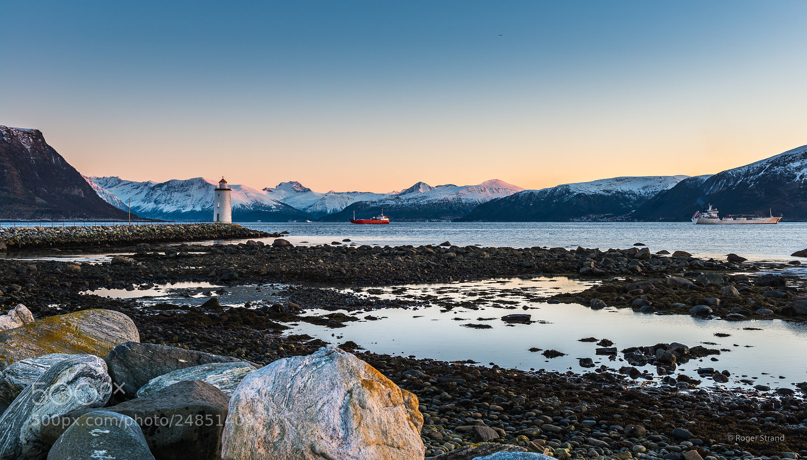 Nikon D800 sample photo. H gstein fyr photography