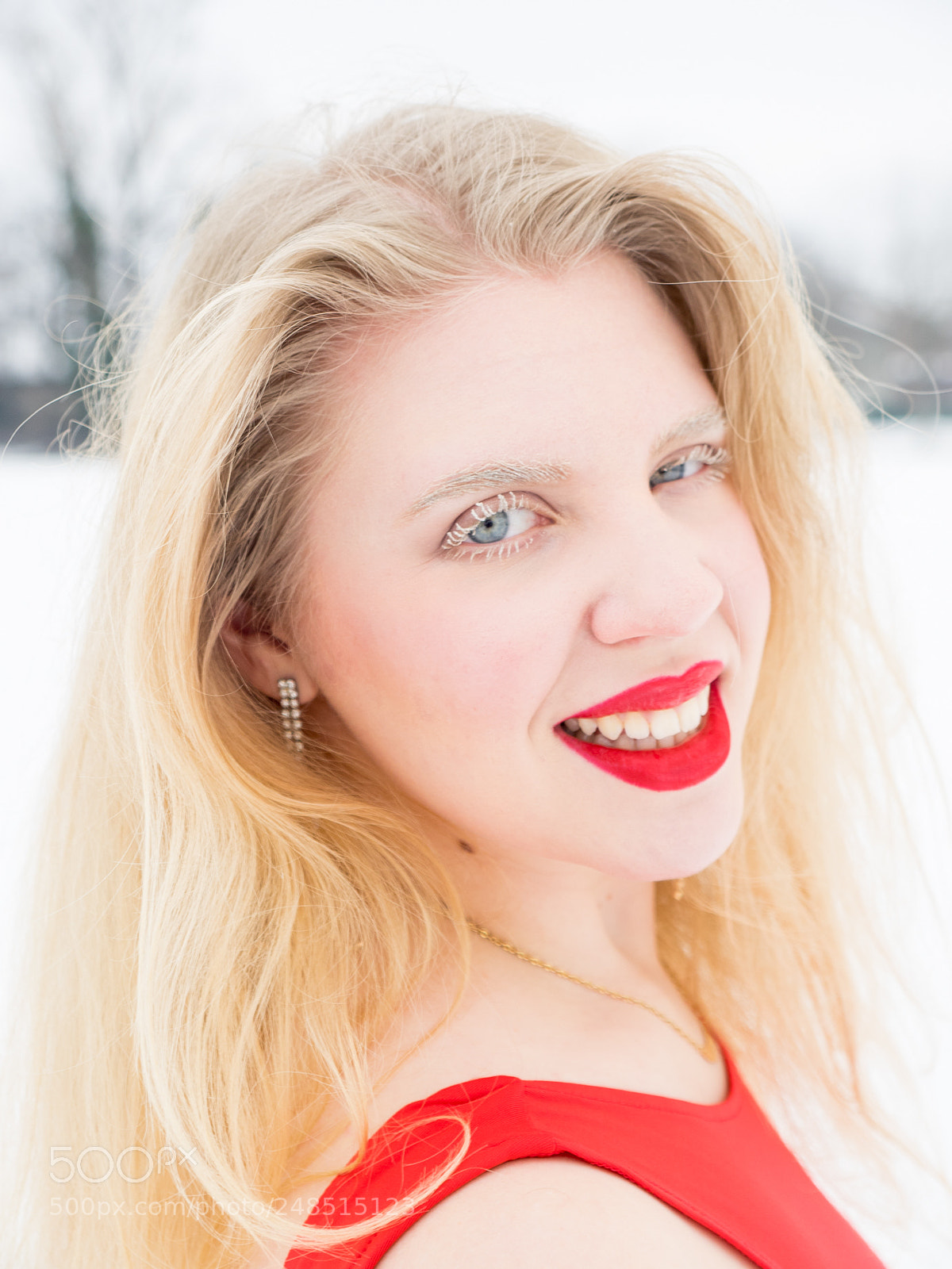 Olympus OM-D E-M1 sample photo. Blonde photography