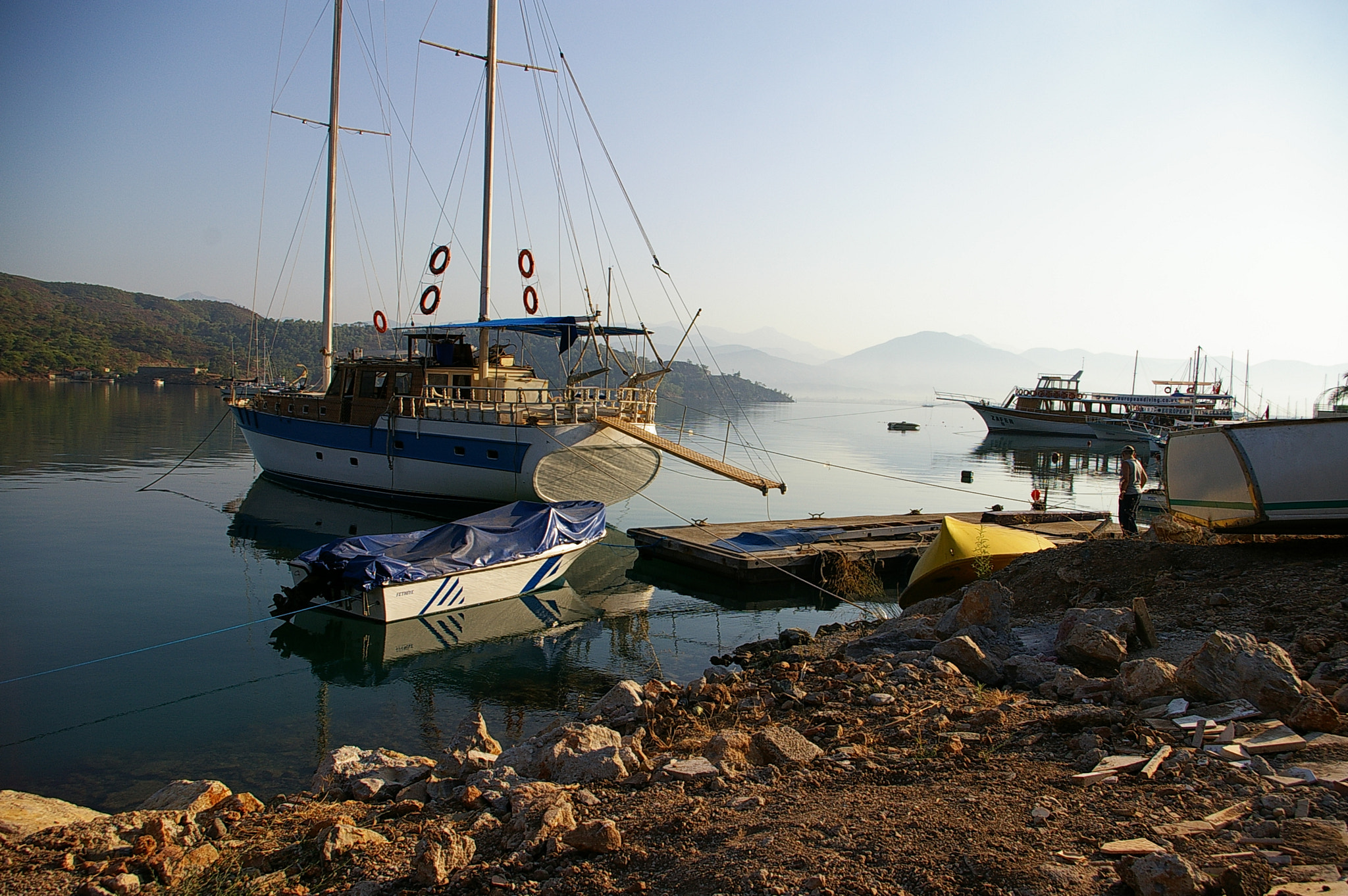 Pentax *ist DS + Pentax smc DA 18-55mm F3.5-5.6 AL sample photo. Fethiye, turkey photography