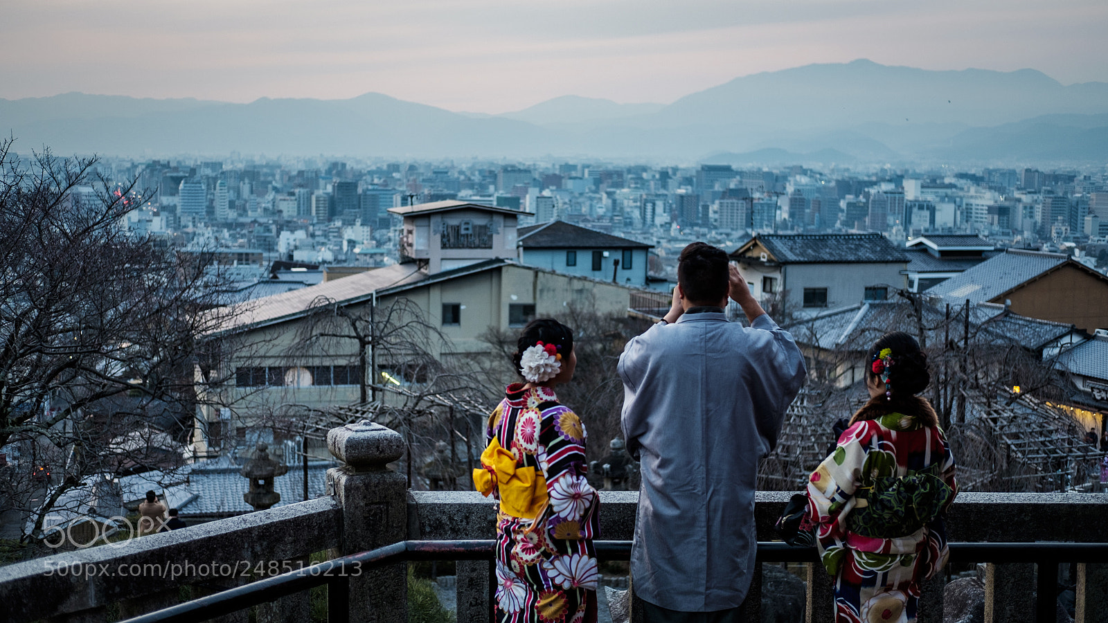 Fujifilm X-T10 sample photo. Kyoto and the guests photography