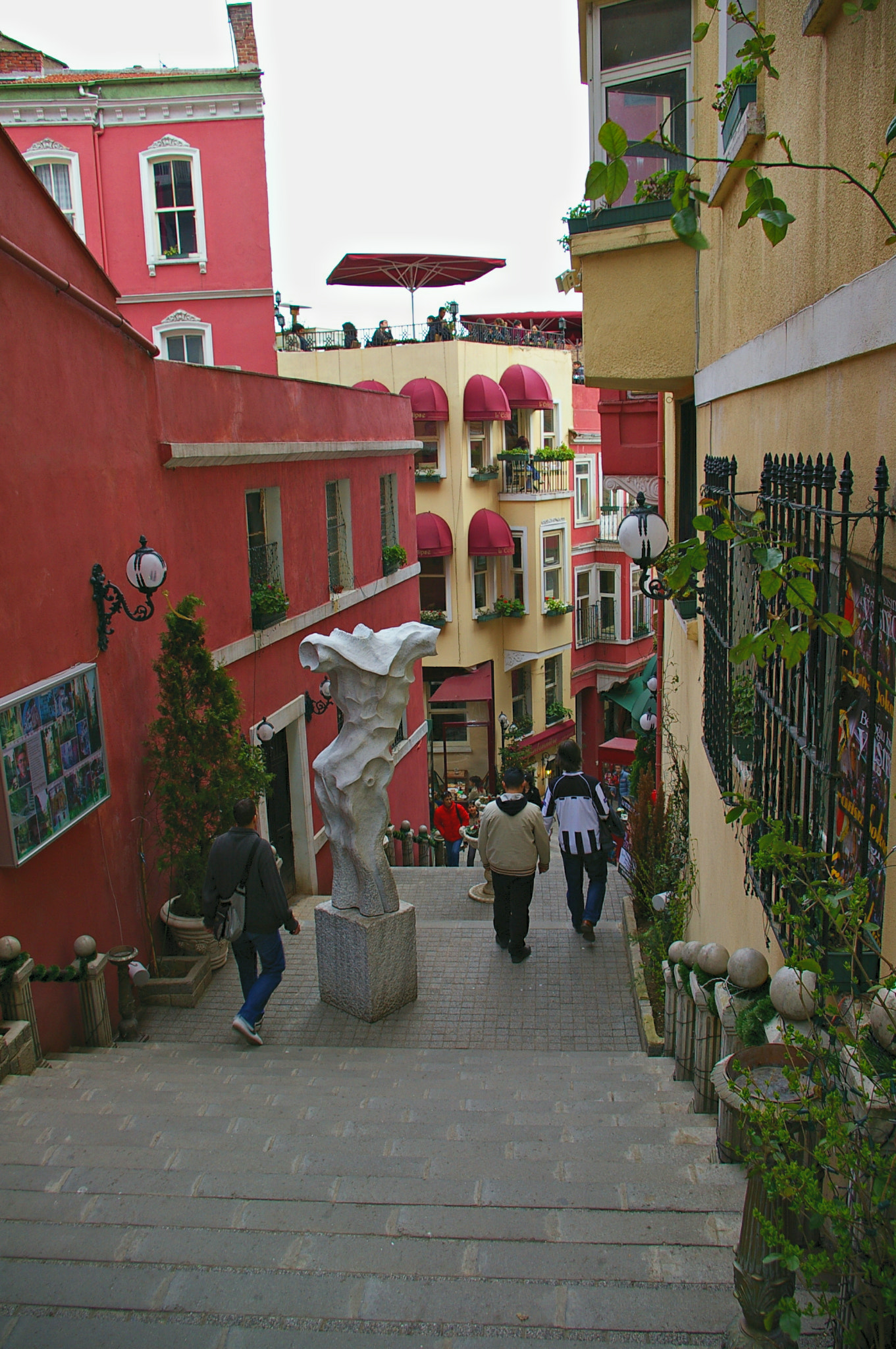 Pentax *ist DS sample photo. İstanbul, galatasaray, turkey photography