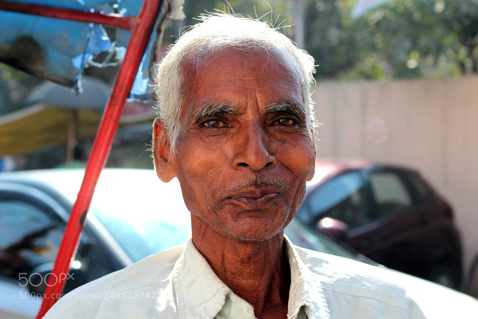 Canon EOS 1200D (EOS Rebel T5 / EOS Kiss X70 / EOS Hi) sample photo. Rickshaw driver photography