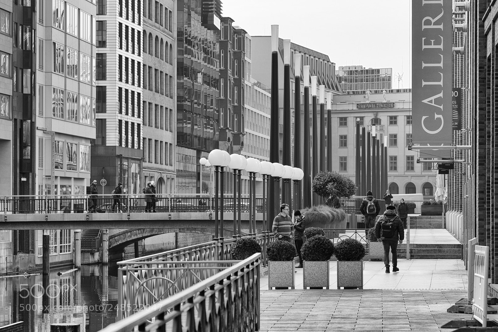 Fujifilm X-Pro2 sample photo. Hamburg street photography